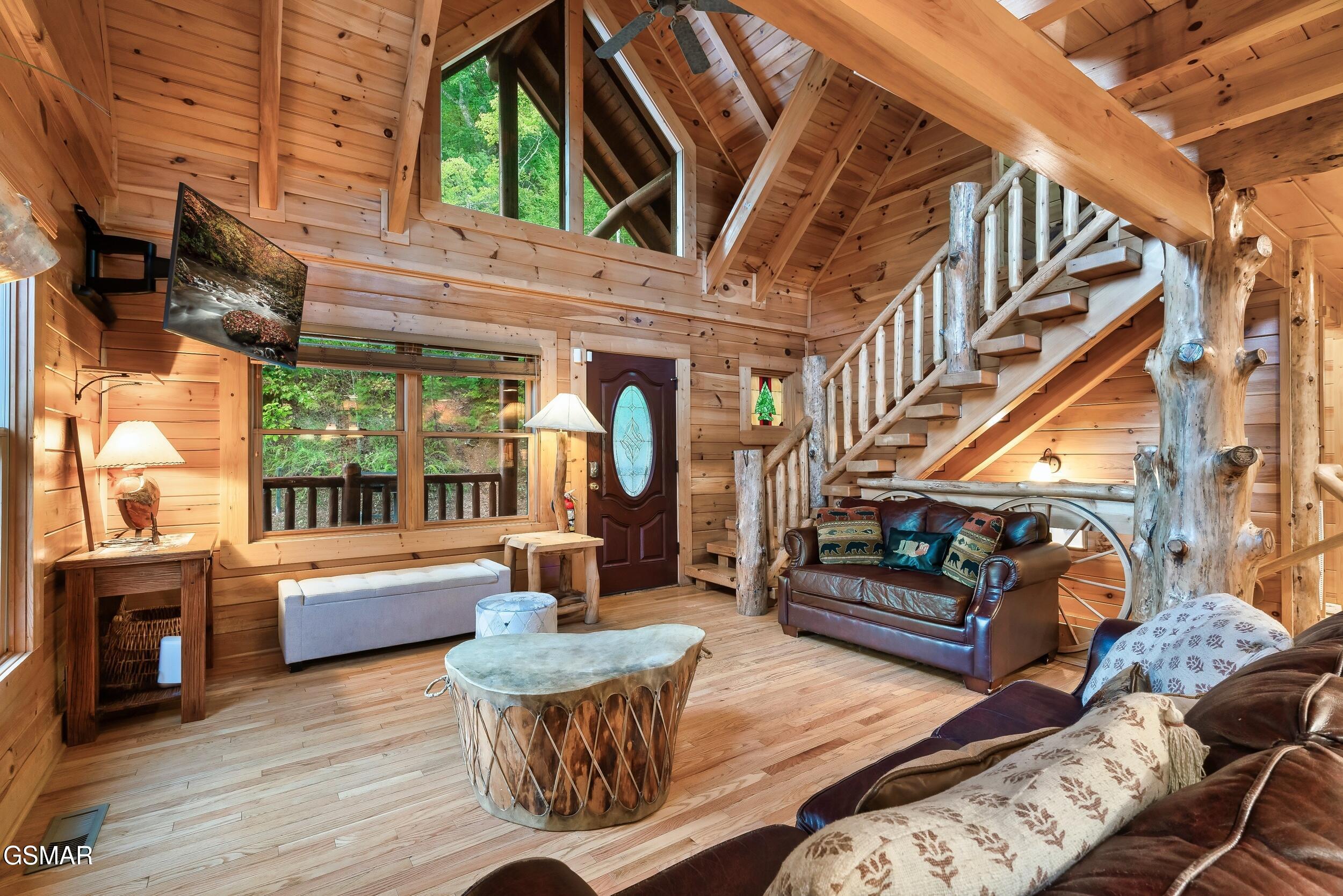 2216 Quiet Valley Way Sevierville TN 37862