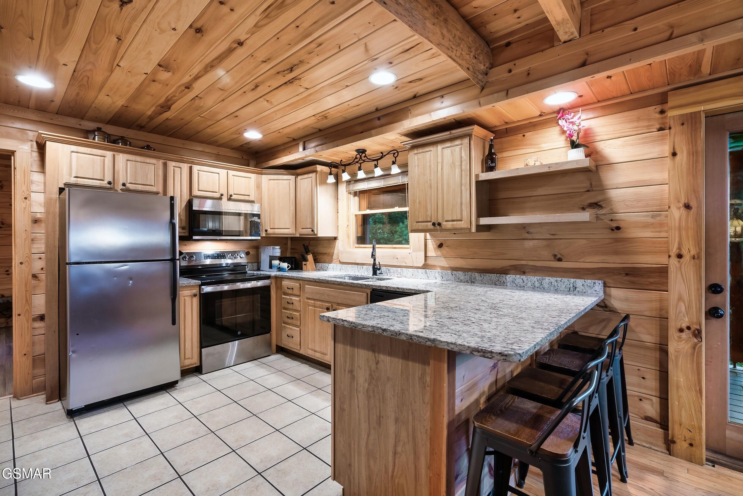 2216 Quiet Valley Way Sevierville TN 37862