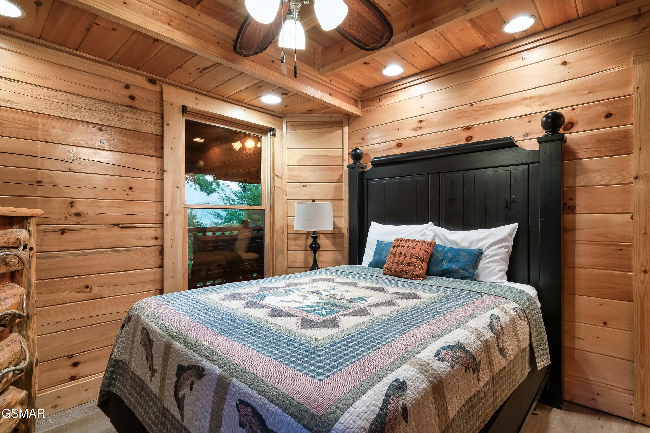 2216 Quiet Valley Way Sevierville TN 37862
