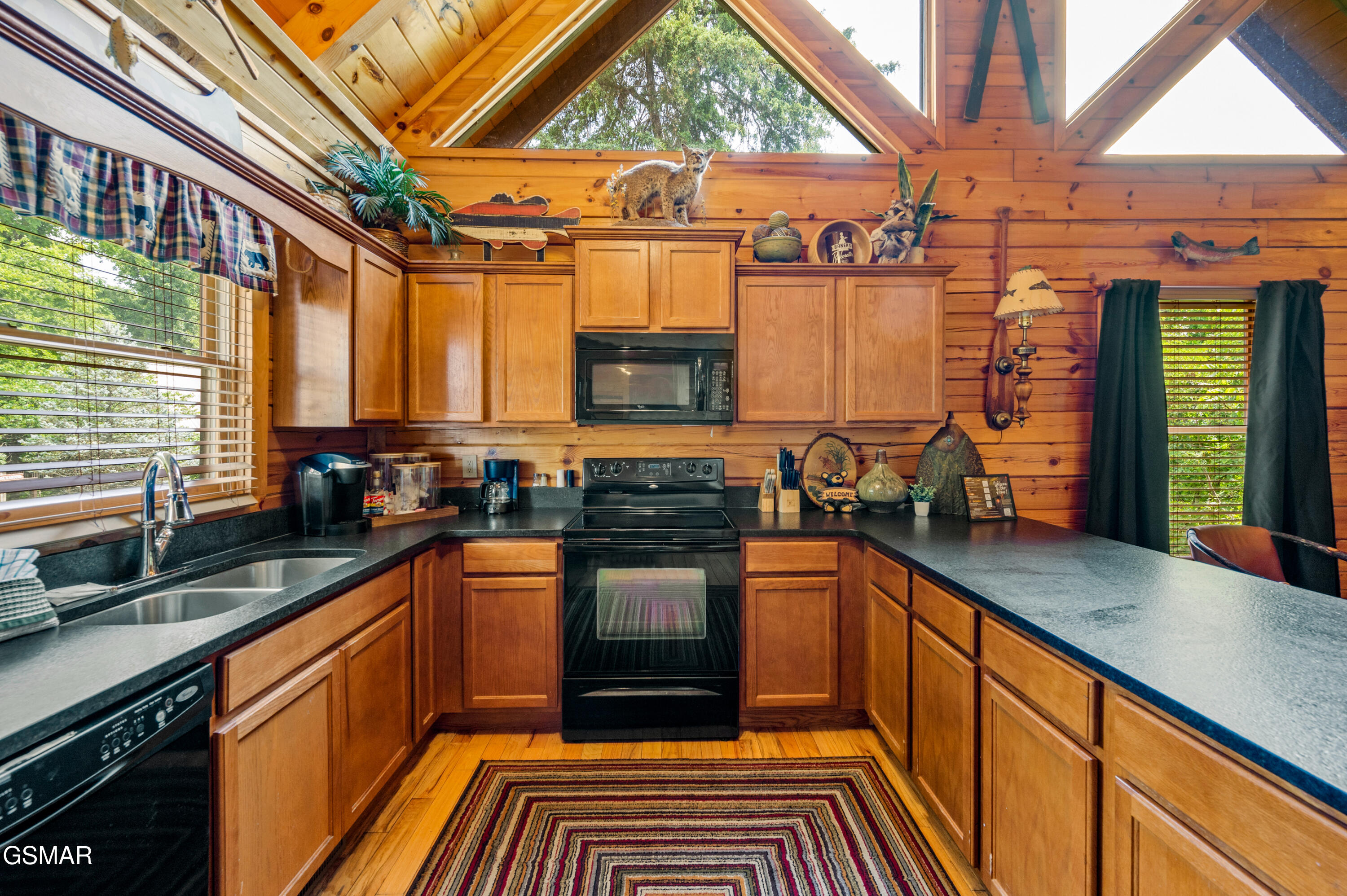 242 Alpine Mountain Way Pigeon Forge TN 37863