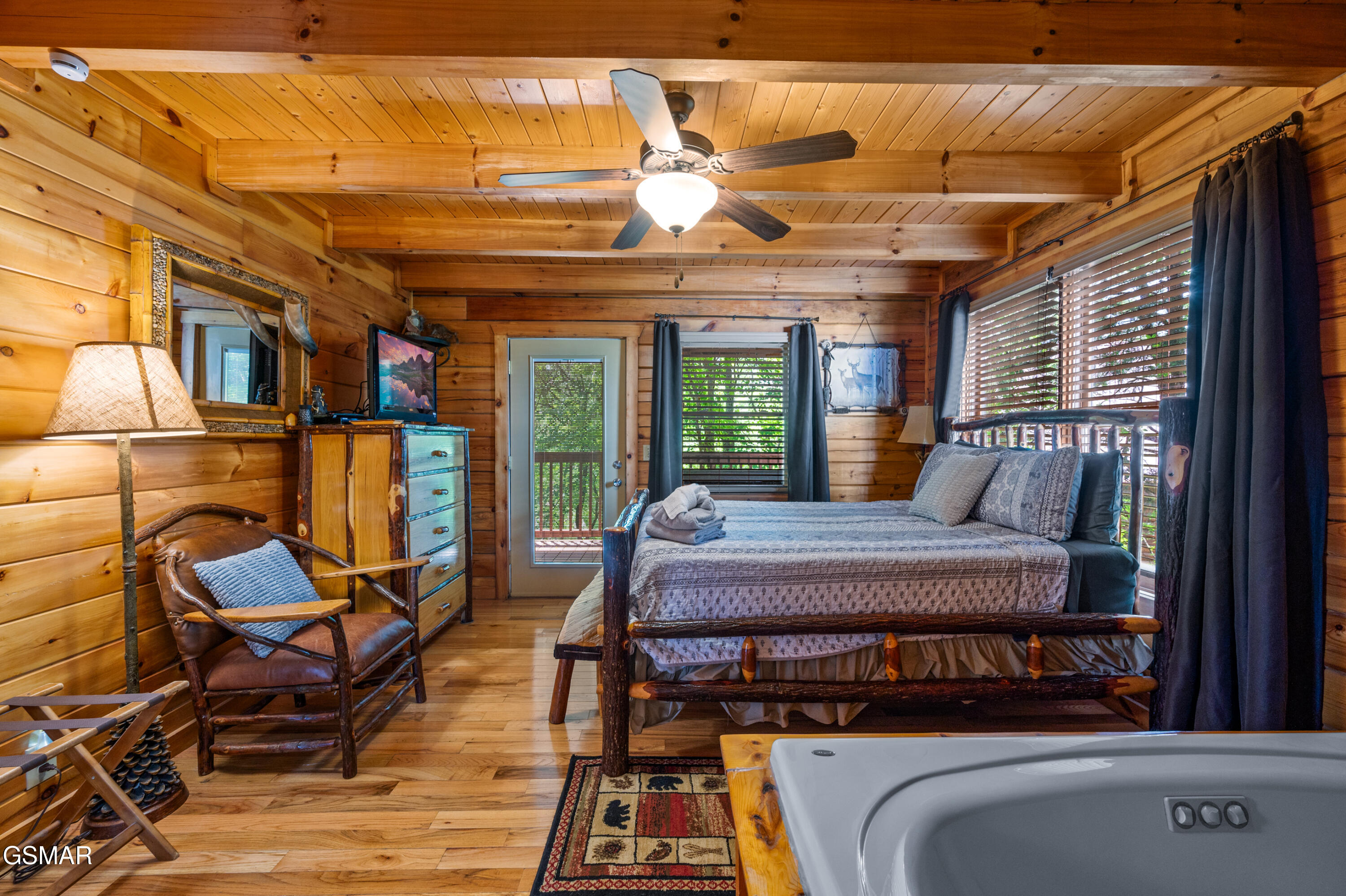 242 Alpine Mountain Way Pigeon Forge TN 37863