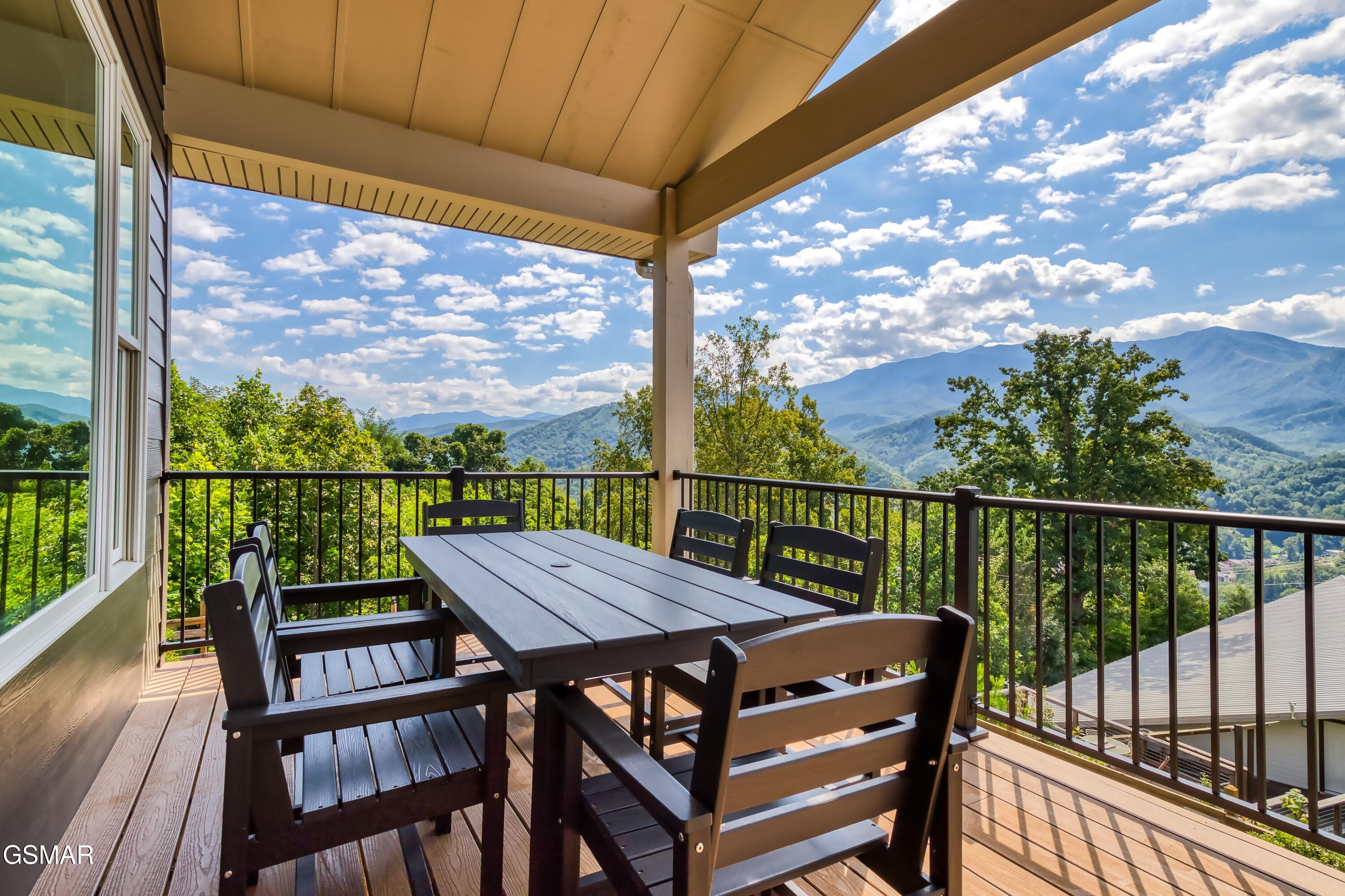 518 Campbell Lead Road Gatlinburg TN 37738