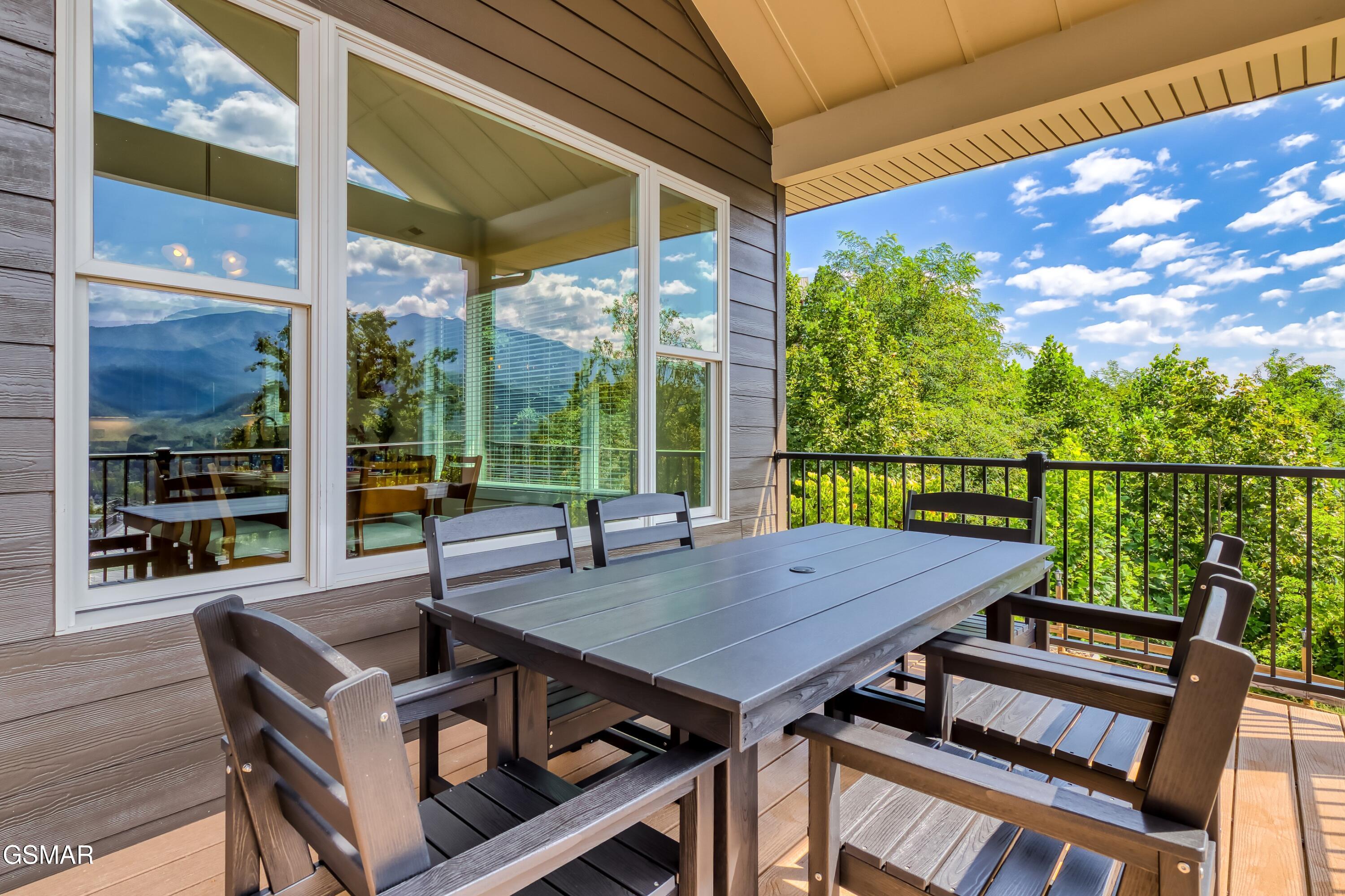 518 Campbell Lead Road Gatlinburg TN 37738