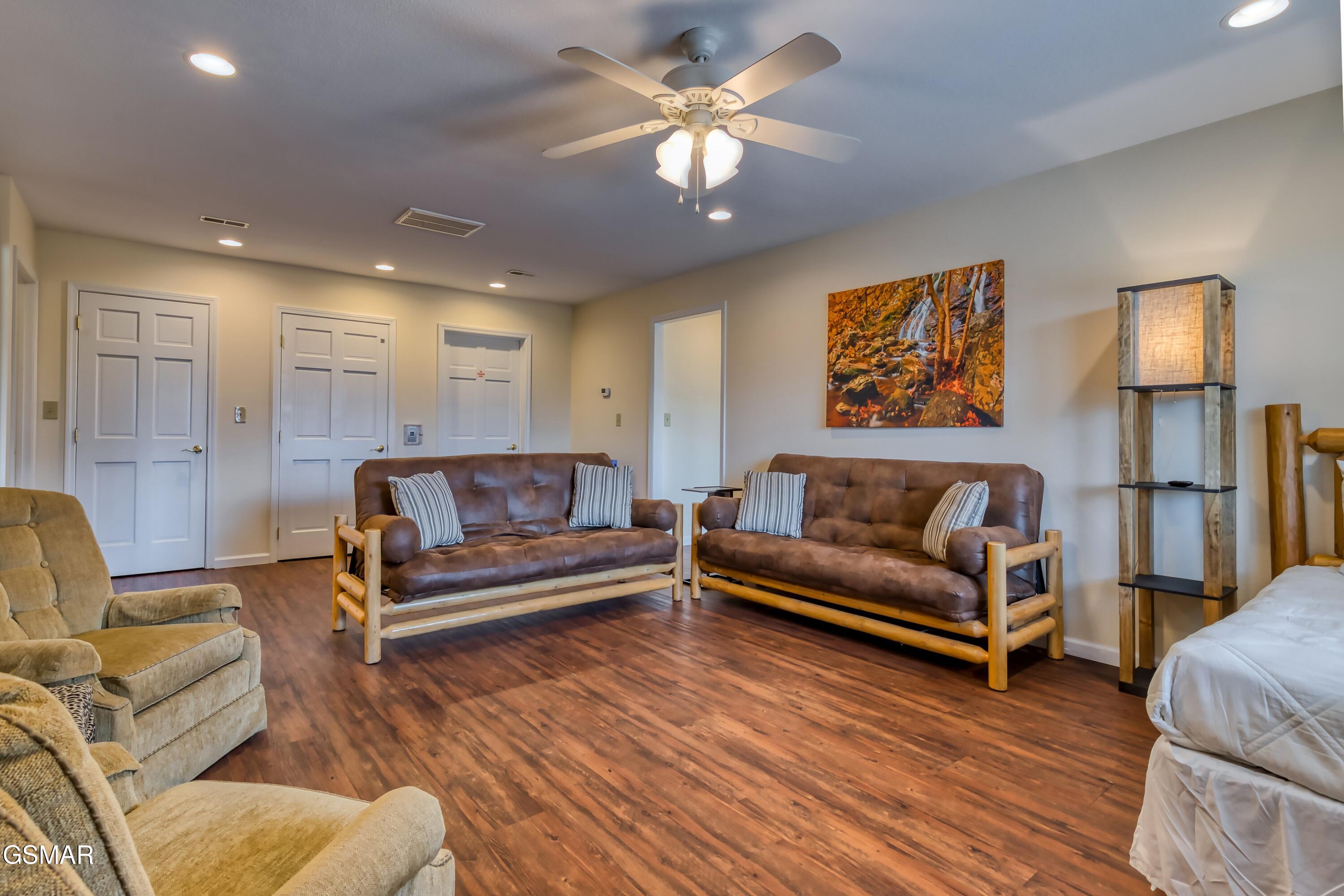518 Campbell Lead Road Gatlinburg TN 37738