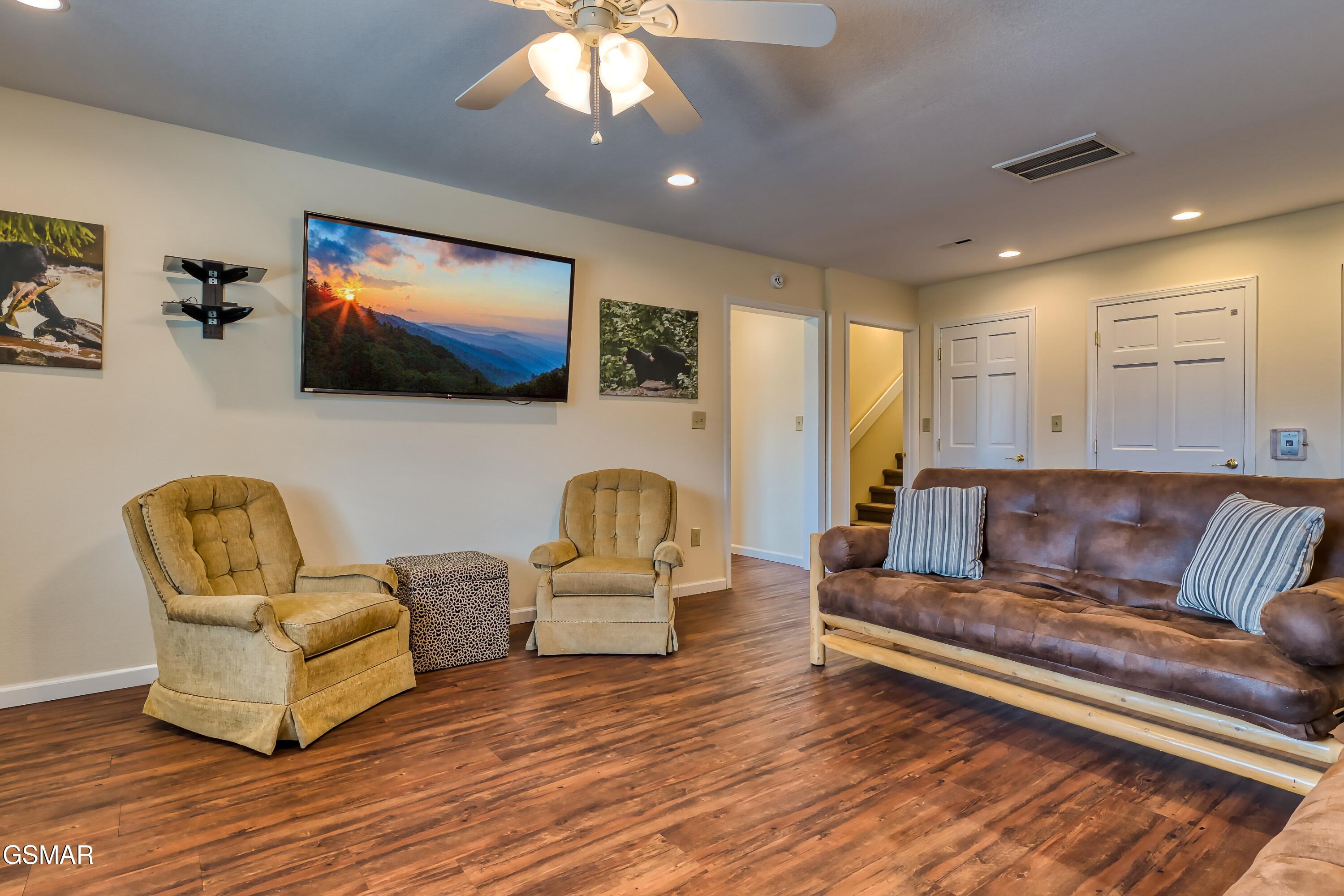 518 Campbell Lead Road Gatlinburg TN 37738