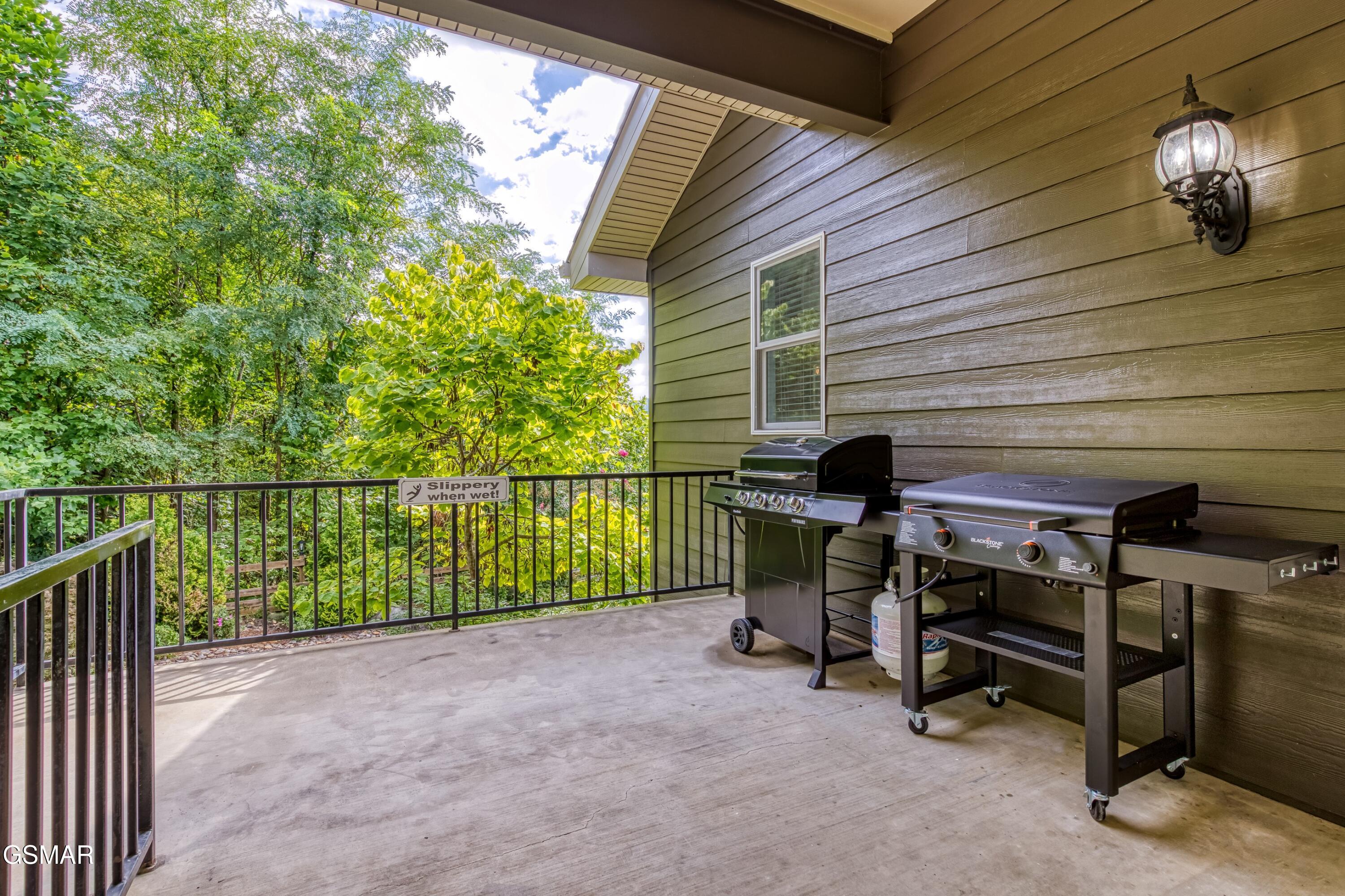 518 Campbell Lead Road Gatlinburg TN 37738