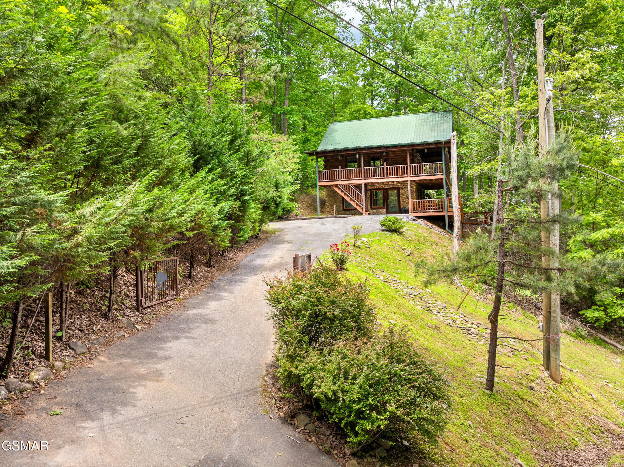 4230 Alyssa Way Gatlinburg TN 37738