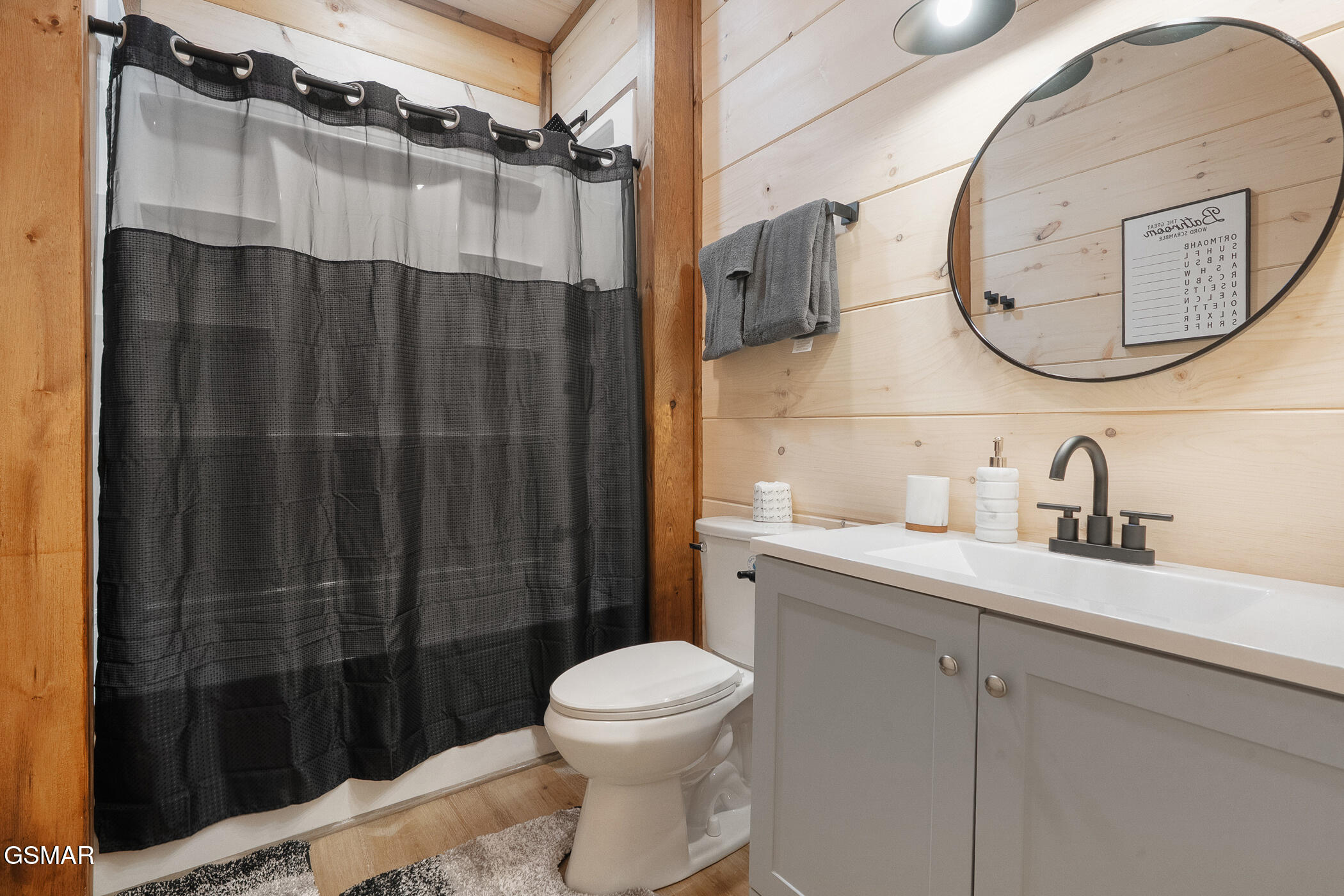 1219 Bird Nest Way Sevierville TN 37862