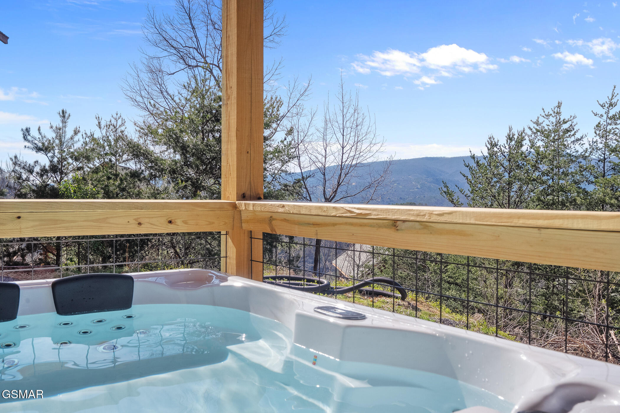 1219 Bird Nest Way Sevierville TN 37862