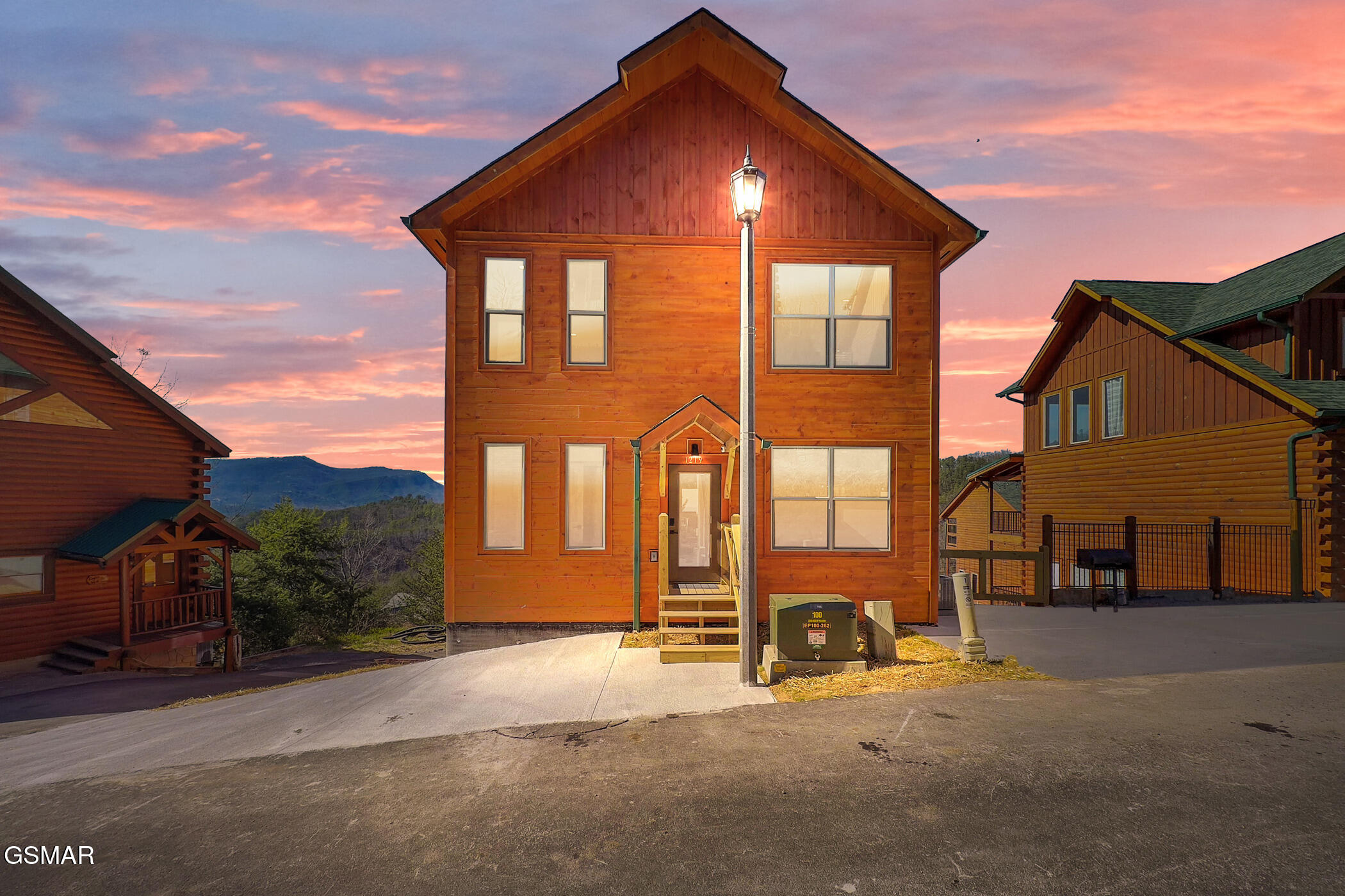 1219 Bird Nest Way Sevierville TN 37862