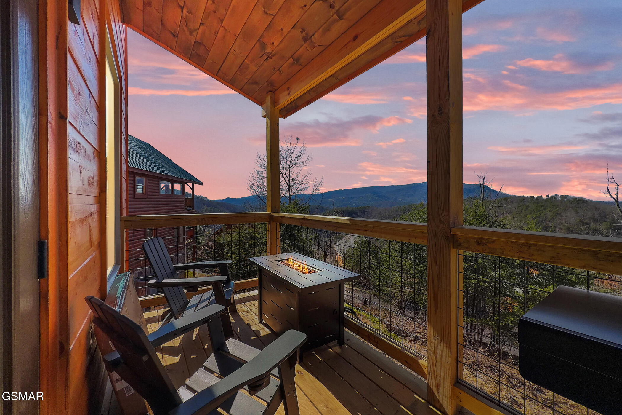 1219 Bird Nest Way Sevierville TN 37862