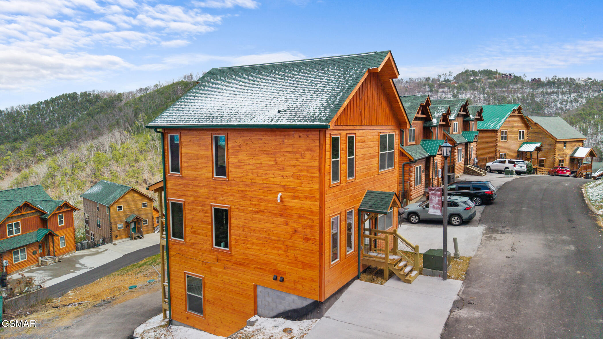 1219 Bird Nest Way Sevierville TN 37862