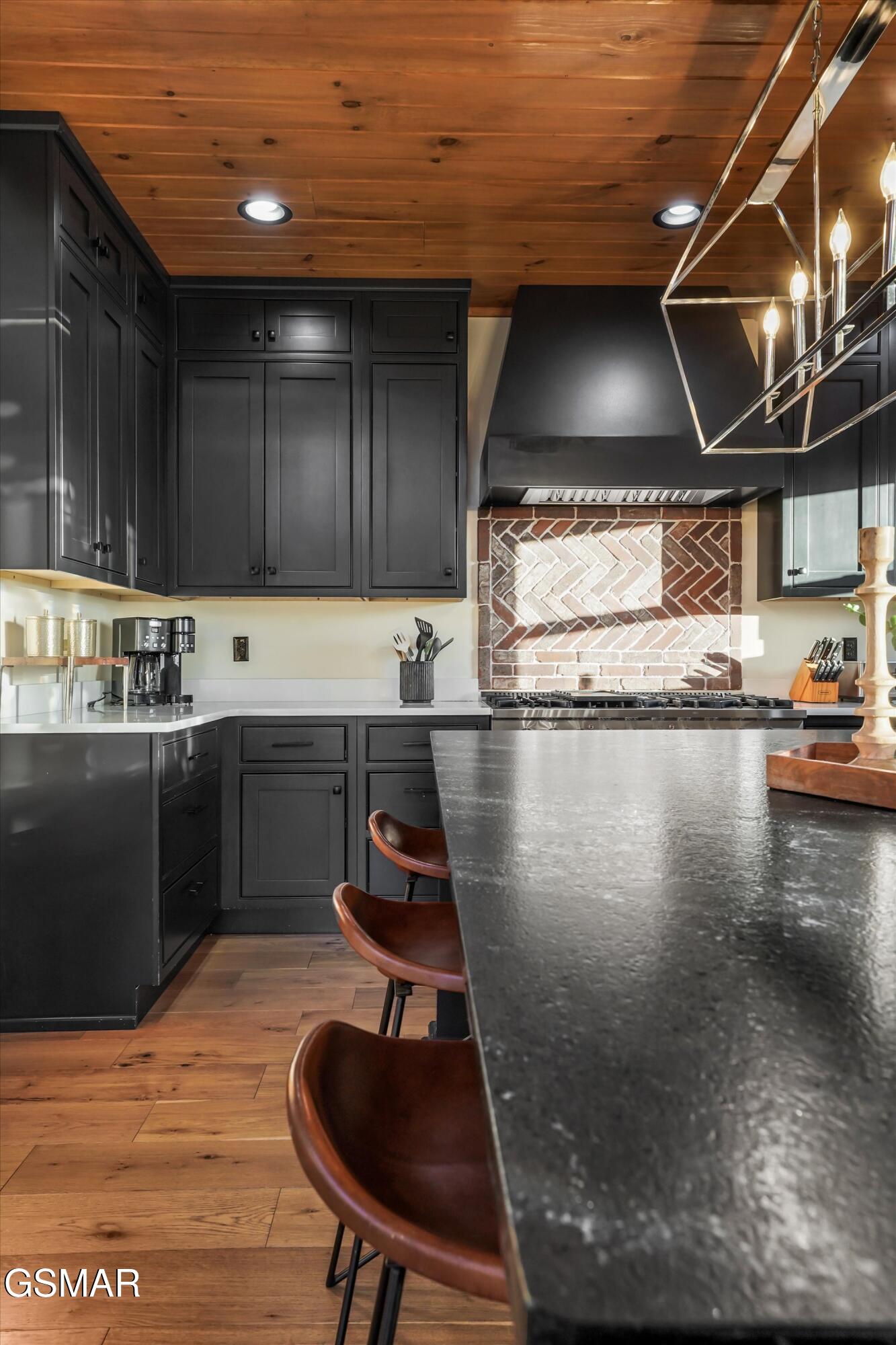 561 Edgewood Drive Gatlinburg TN 37738