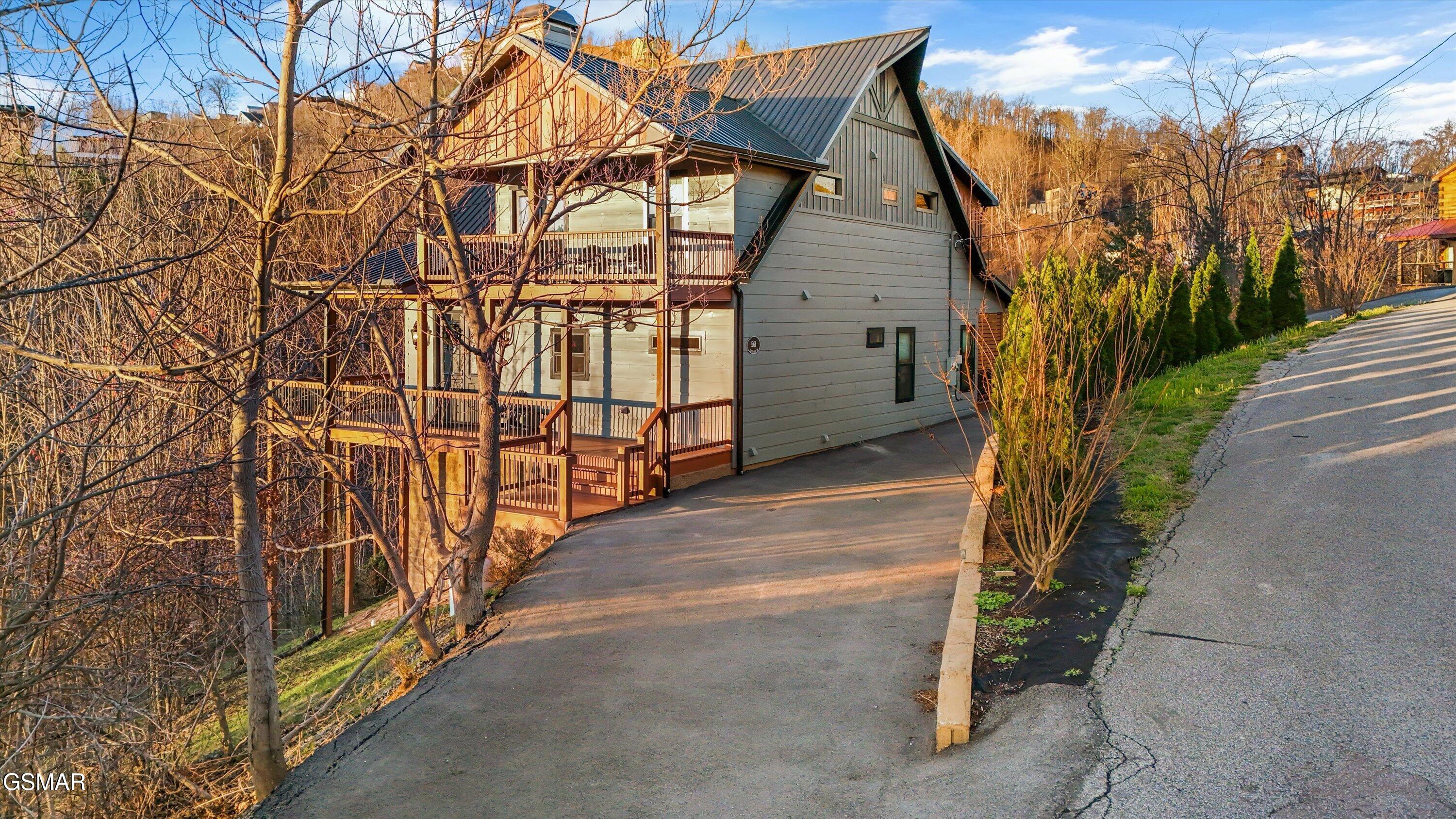 561 Edgewood Drive Gatlinburg TN 37738