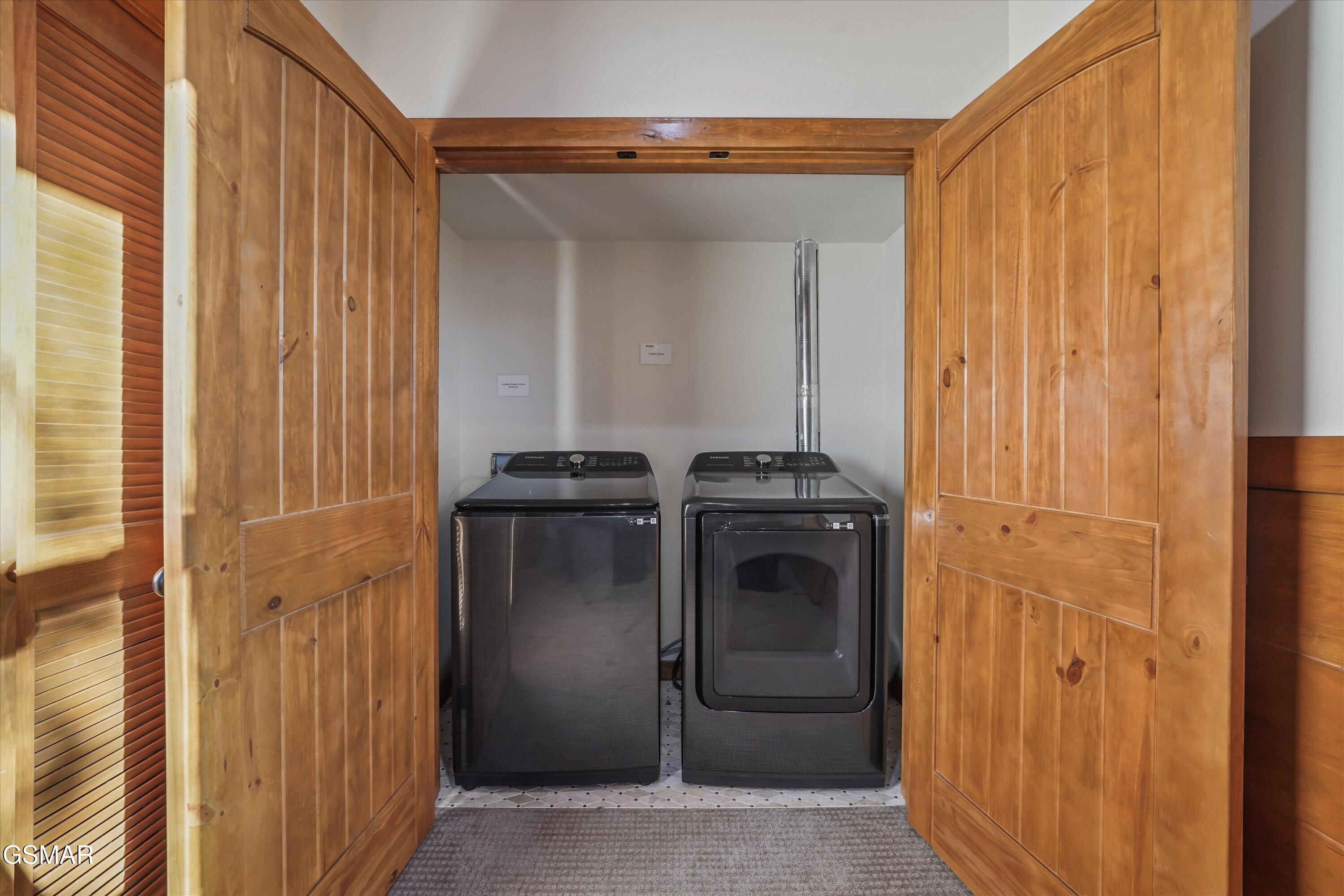 561 Edgewood Drive Gatlinburg TN 37738