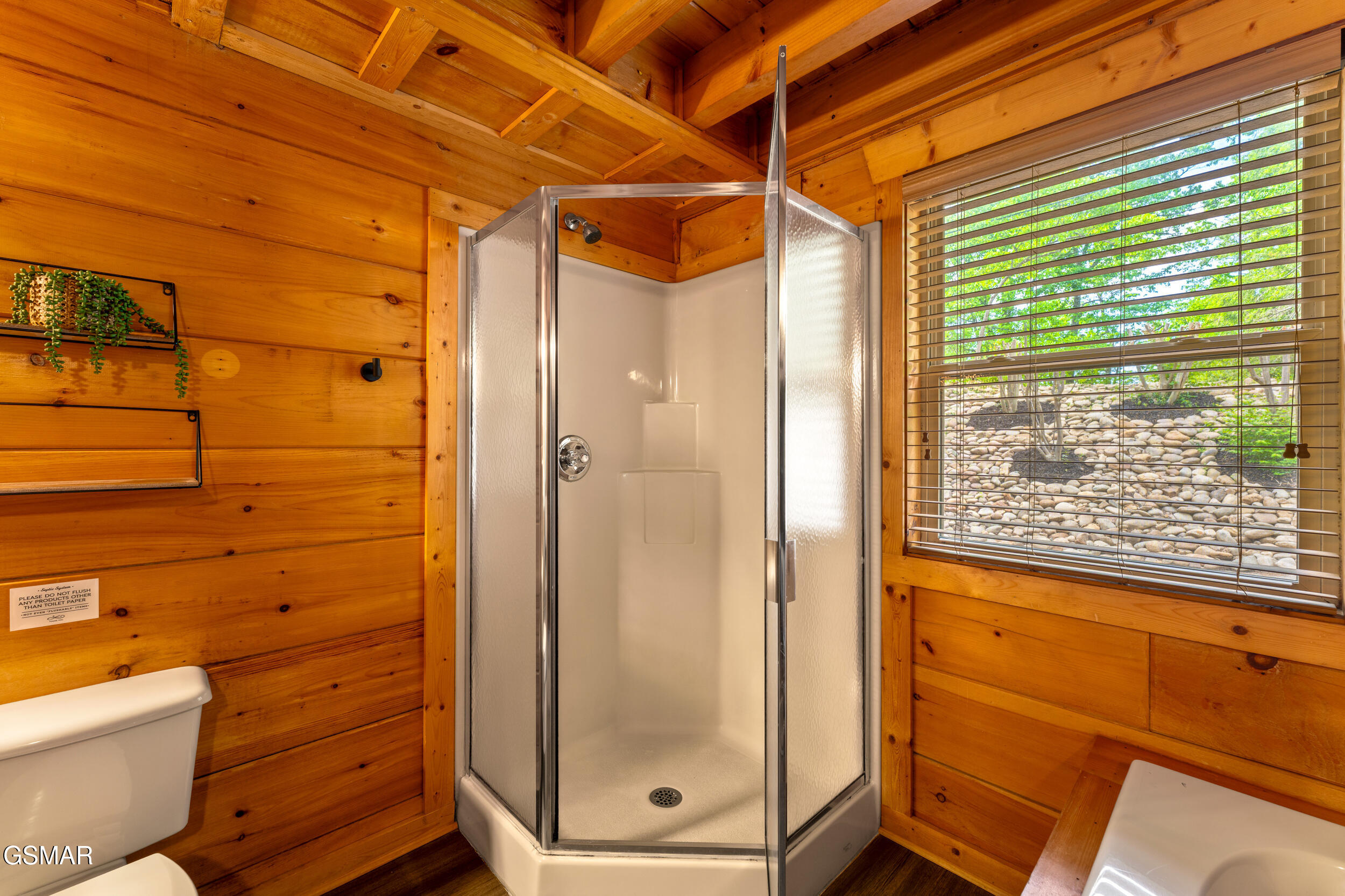 459 Ownby Circle Gatlinburg TN 37738