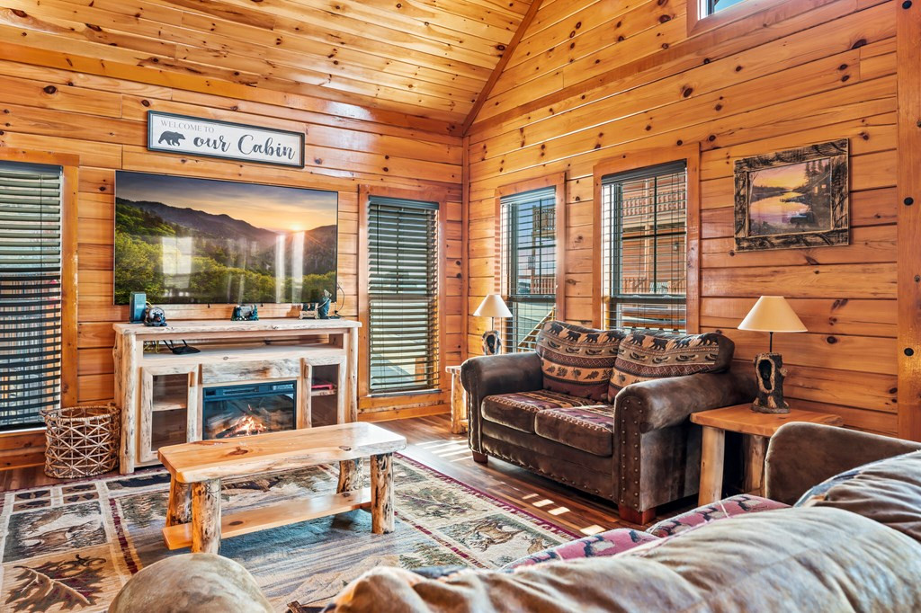 1440 Eagle Cloud Way Sevierville TN 37862