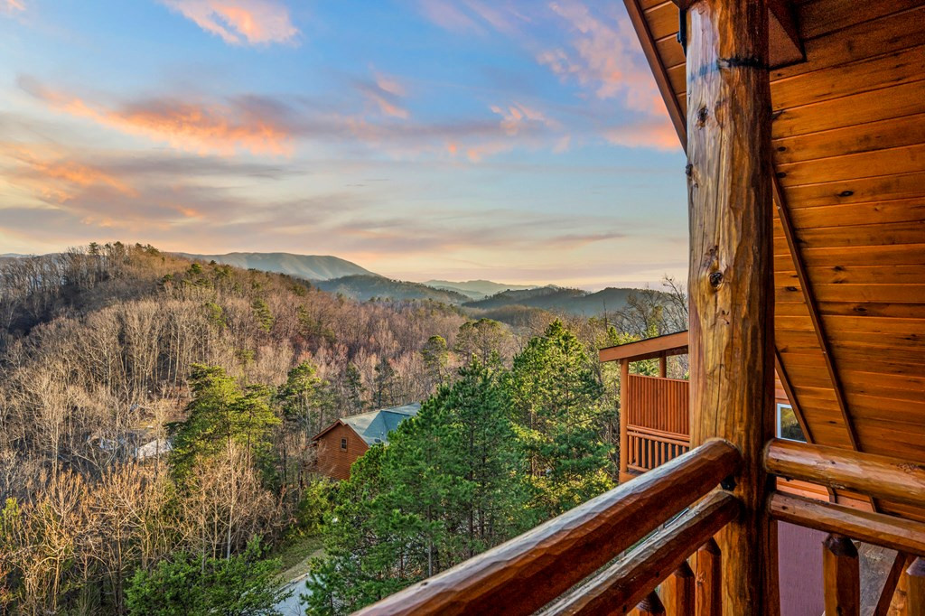 1440 Eagle Cloud Way Sevierville TN 37862