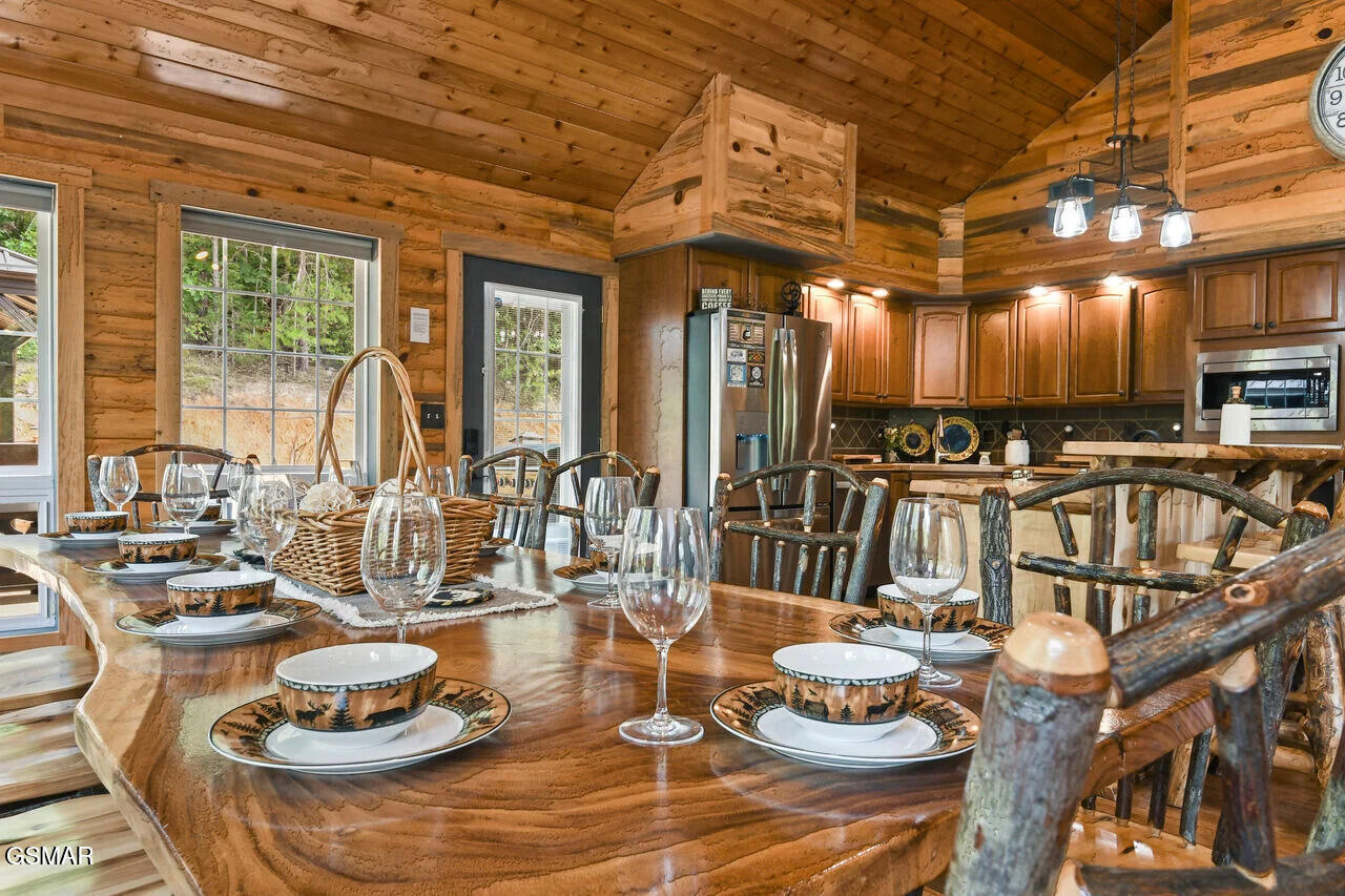 805 Sylvia Lane Sevierville TN 37876