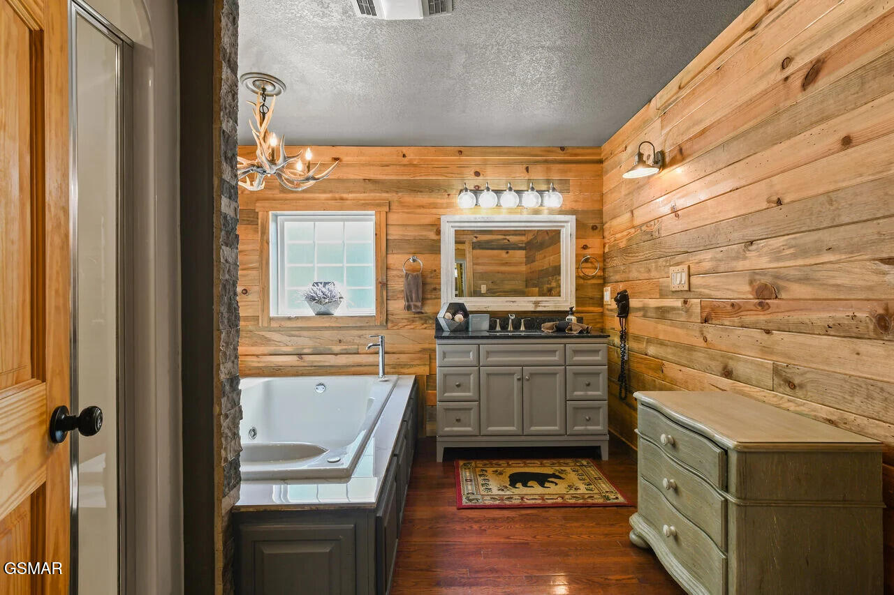 805 Sylvia Lane Sevierville TN 37876