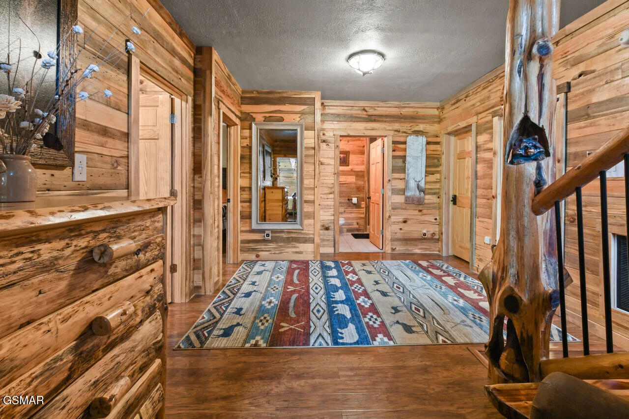 805 Sylvia Lane Sevierville TN 37876