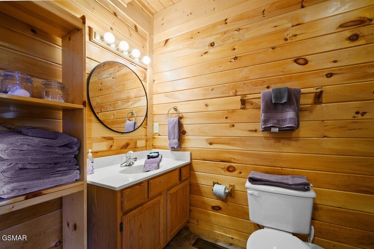 936 Buck Way Sevierville TN 37876