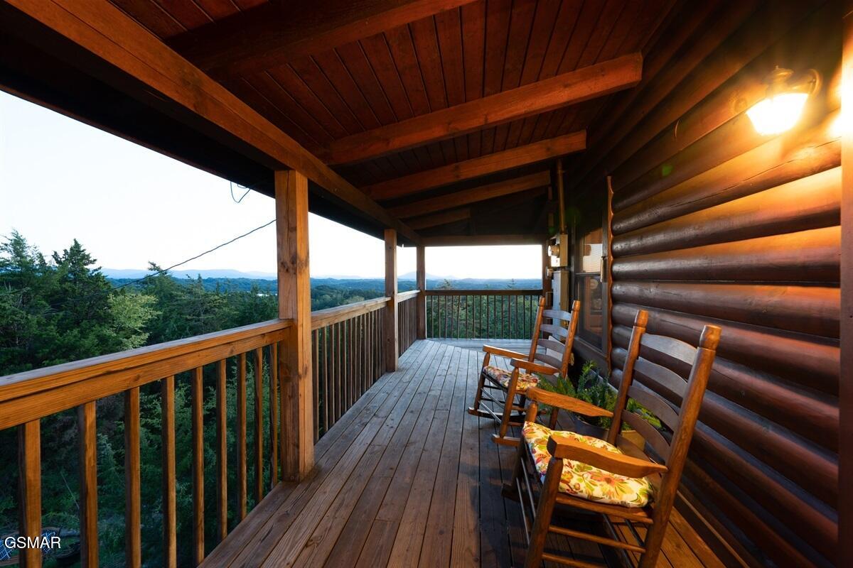 936 Buck Way Sevierville TN 37876