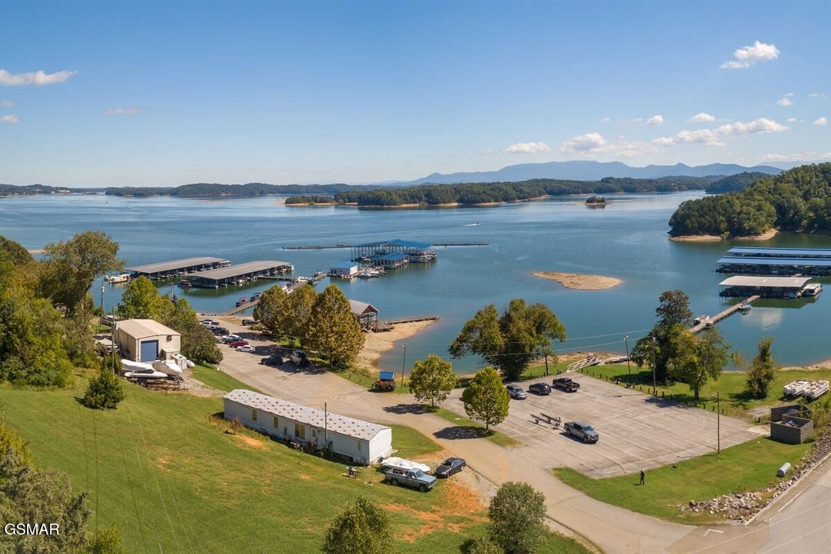 936 Buck Way Sevierville TN 37876