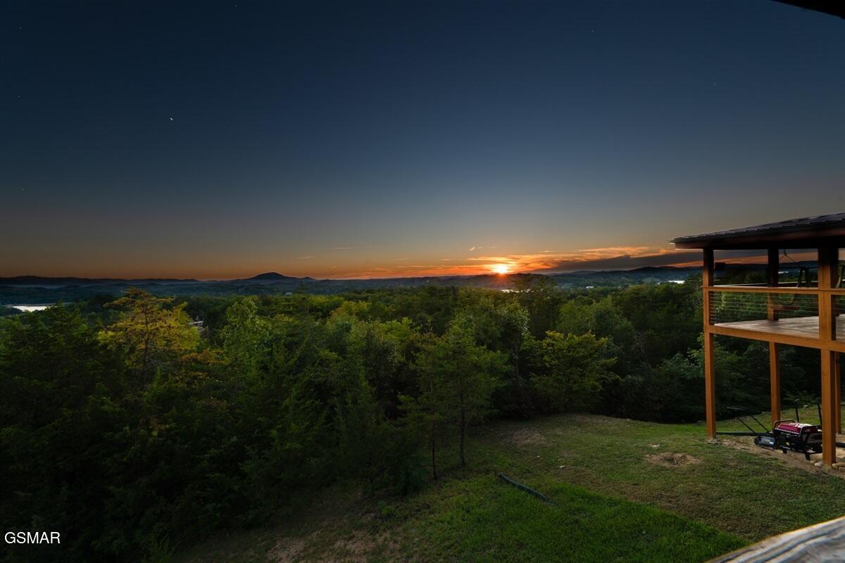 936 Buck Way Sevierville TN 37876