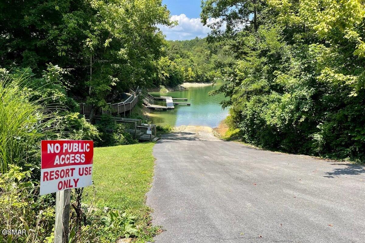 936 Buck Way Sevierville TN 37876