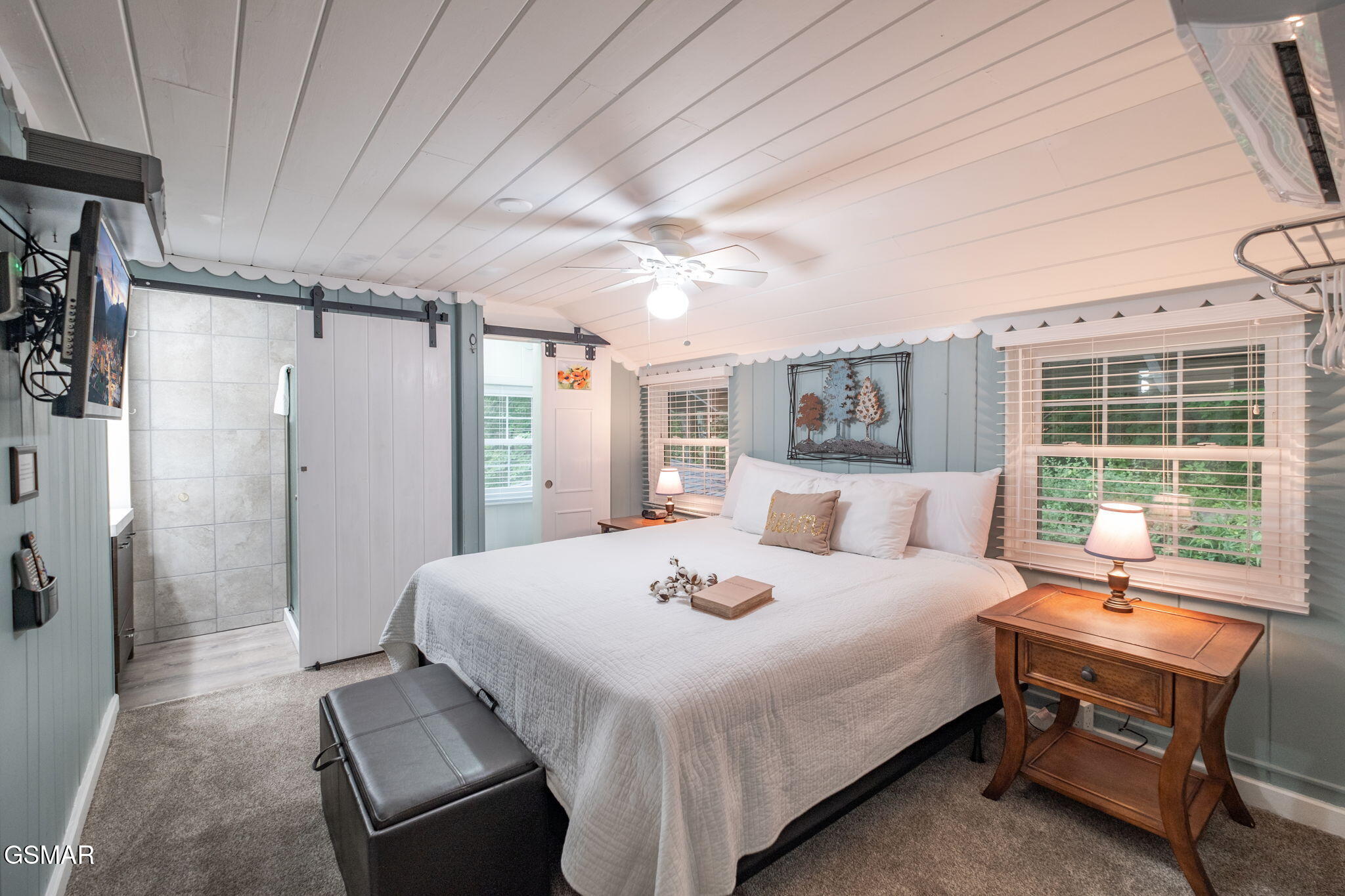 204 Hill Street Gatlinburg TN 37738