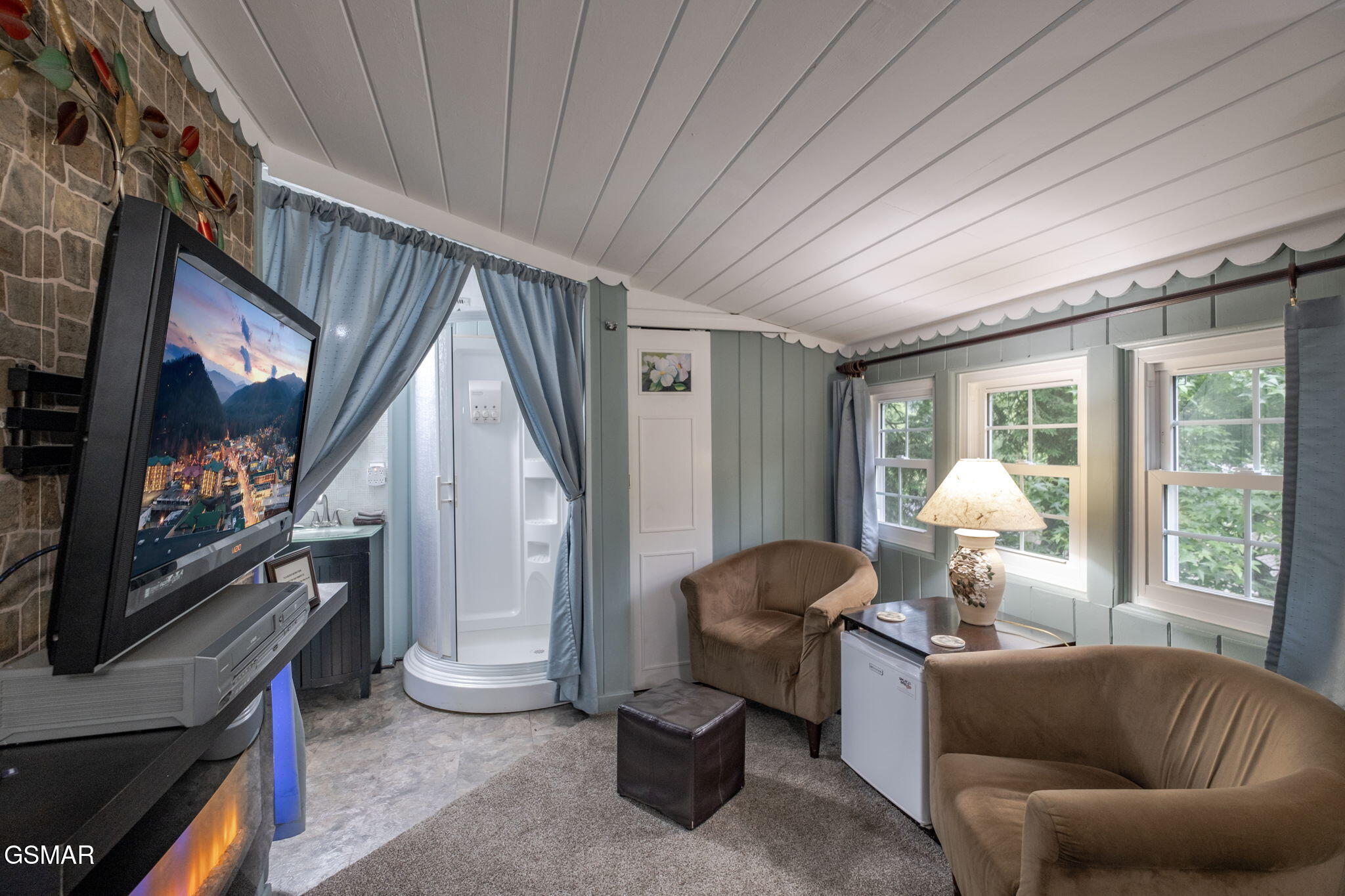 204 Hill Street Gatlinburg TN 37738