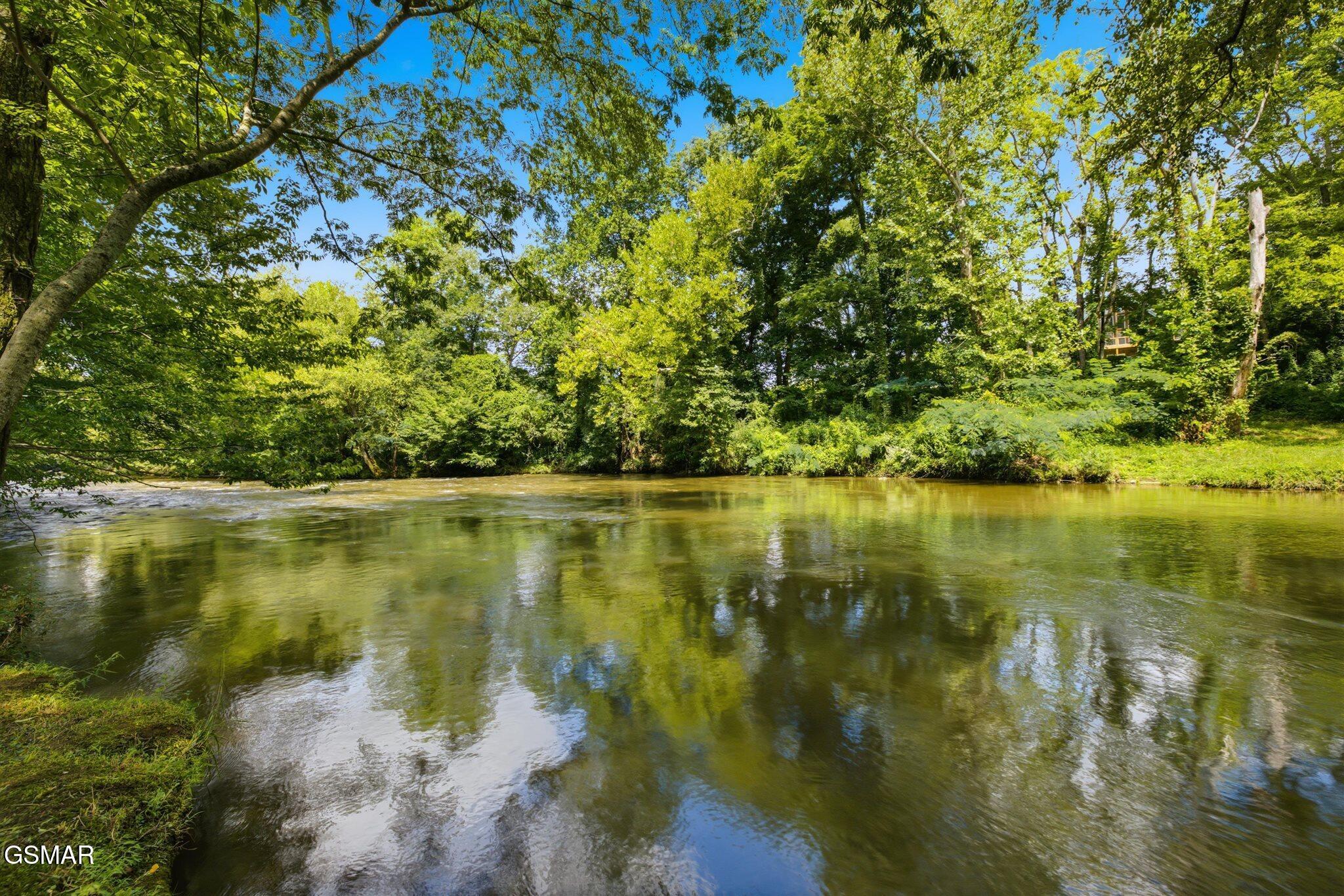 2243 Shinbone Road Sevierville TN 37876