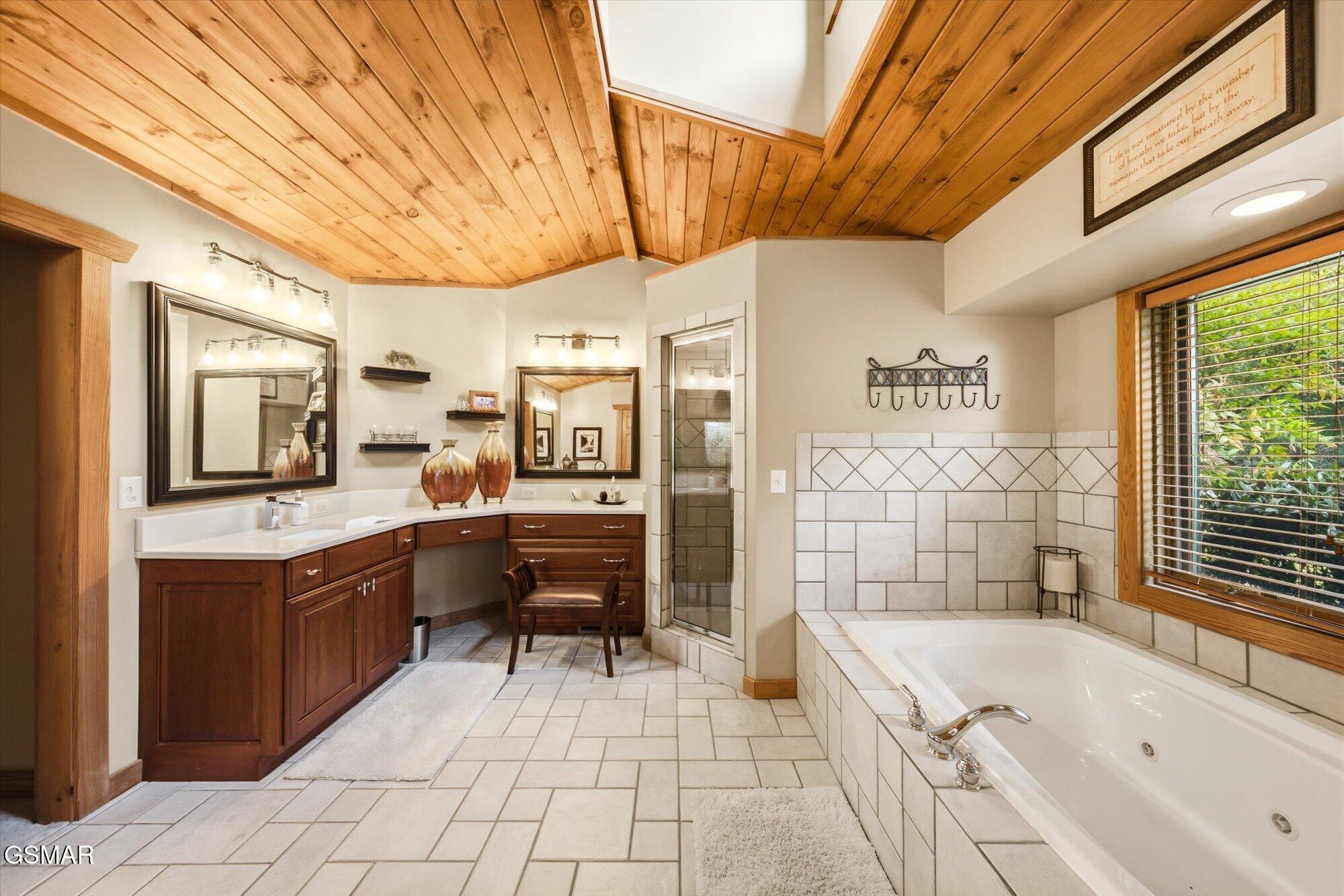 2114 Bridge View Drive Dandridge TN 37725