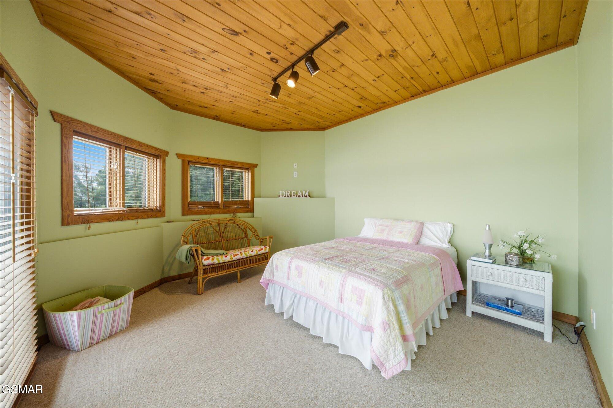2114 Bridge View Drive Dandridge TN 37725