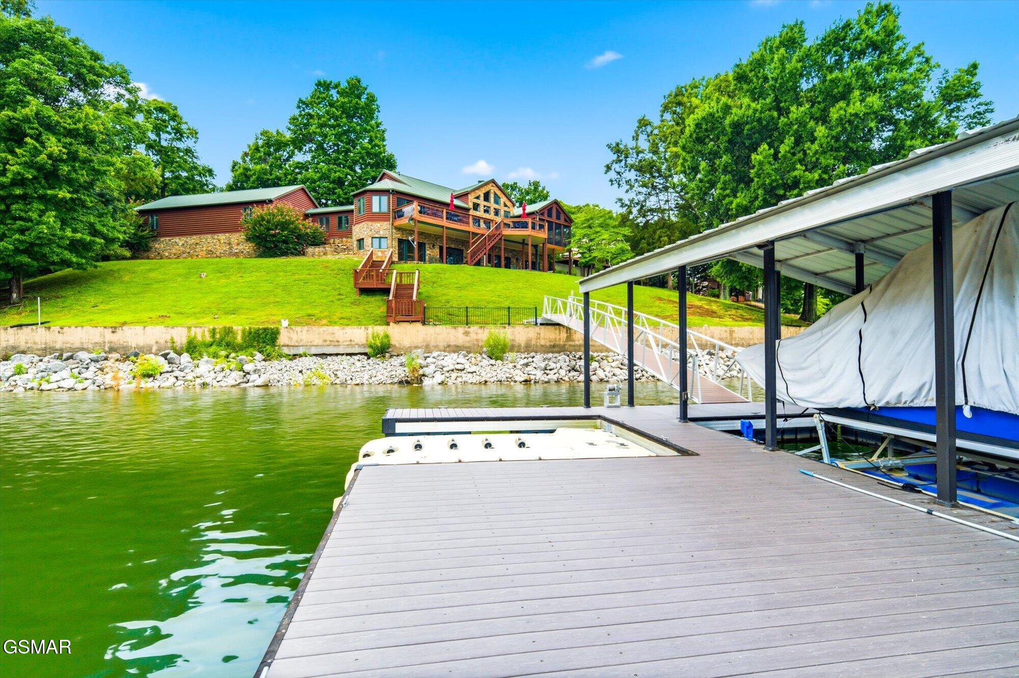 2114 Bridge View Drive Dandridge TN 37725