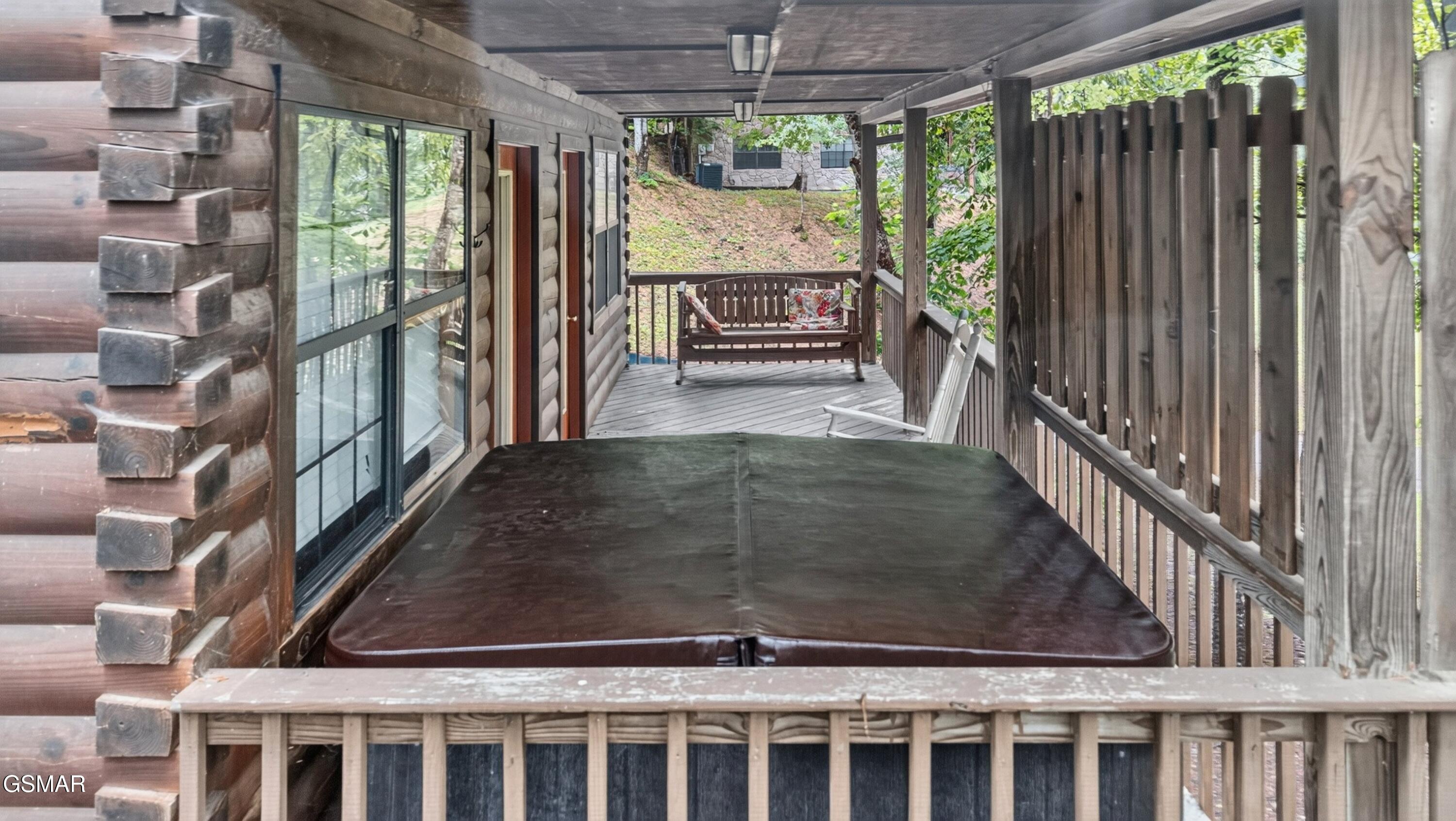 1503 Squirrel Nest Way Sevierville TN 37876