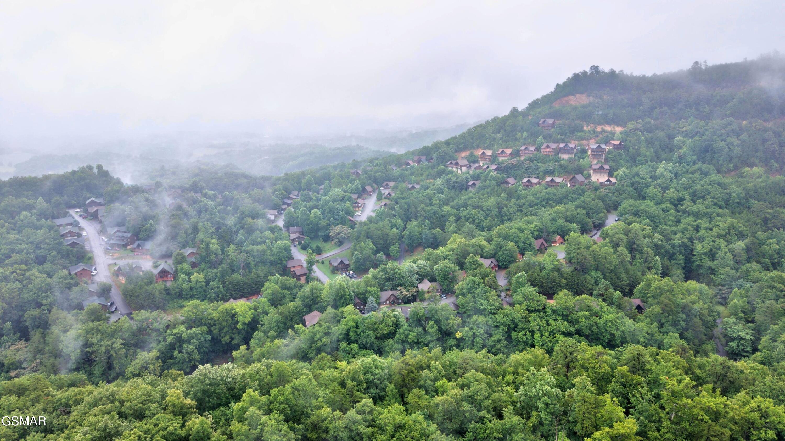 1503 Squirrel Nest Way Sevierville TN 37876