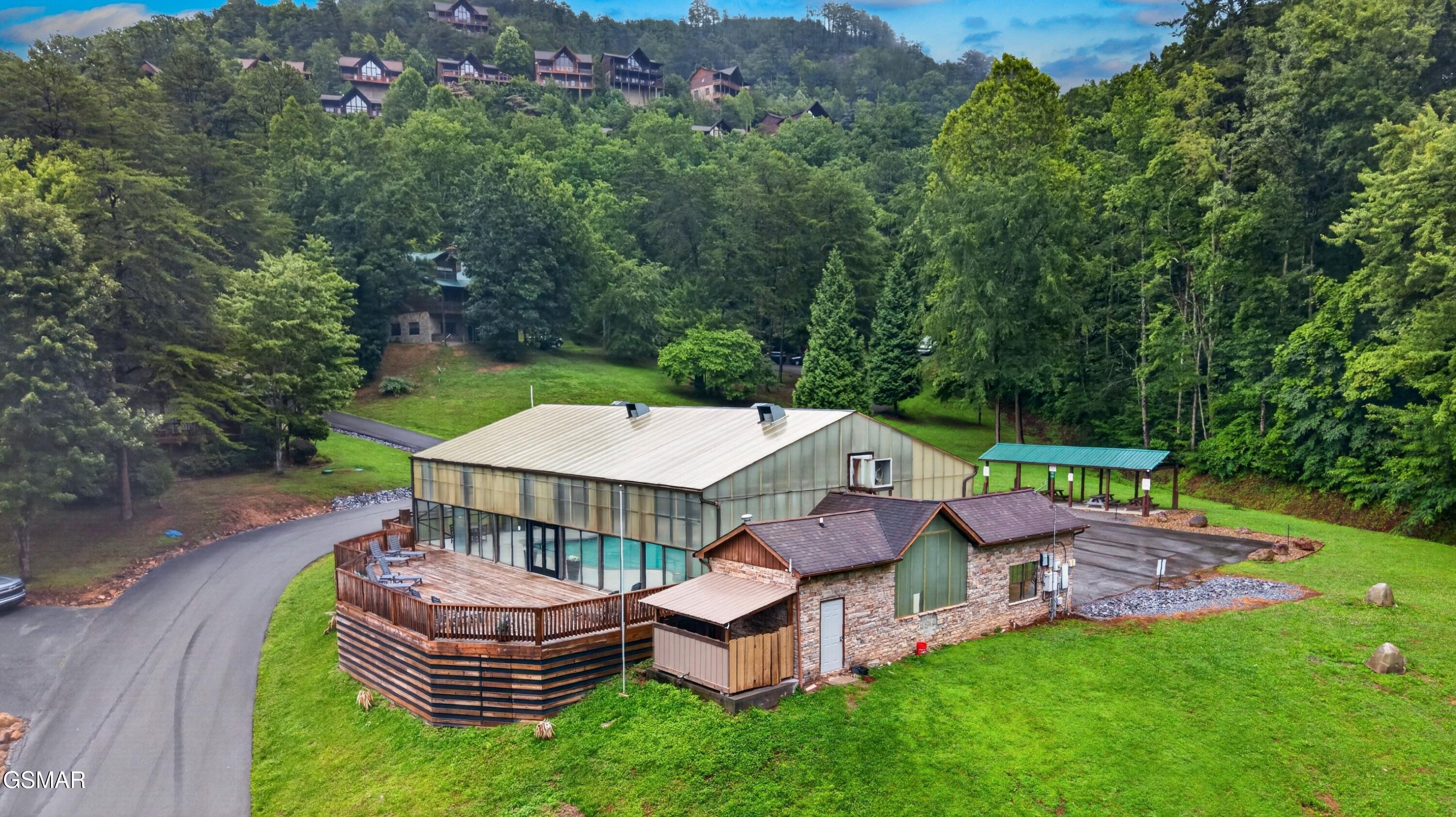 1503 Squirrel Nest Way Sevierville TN 37876