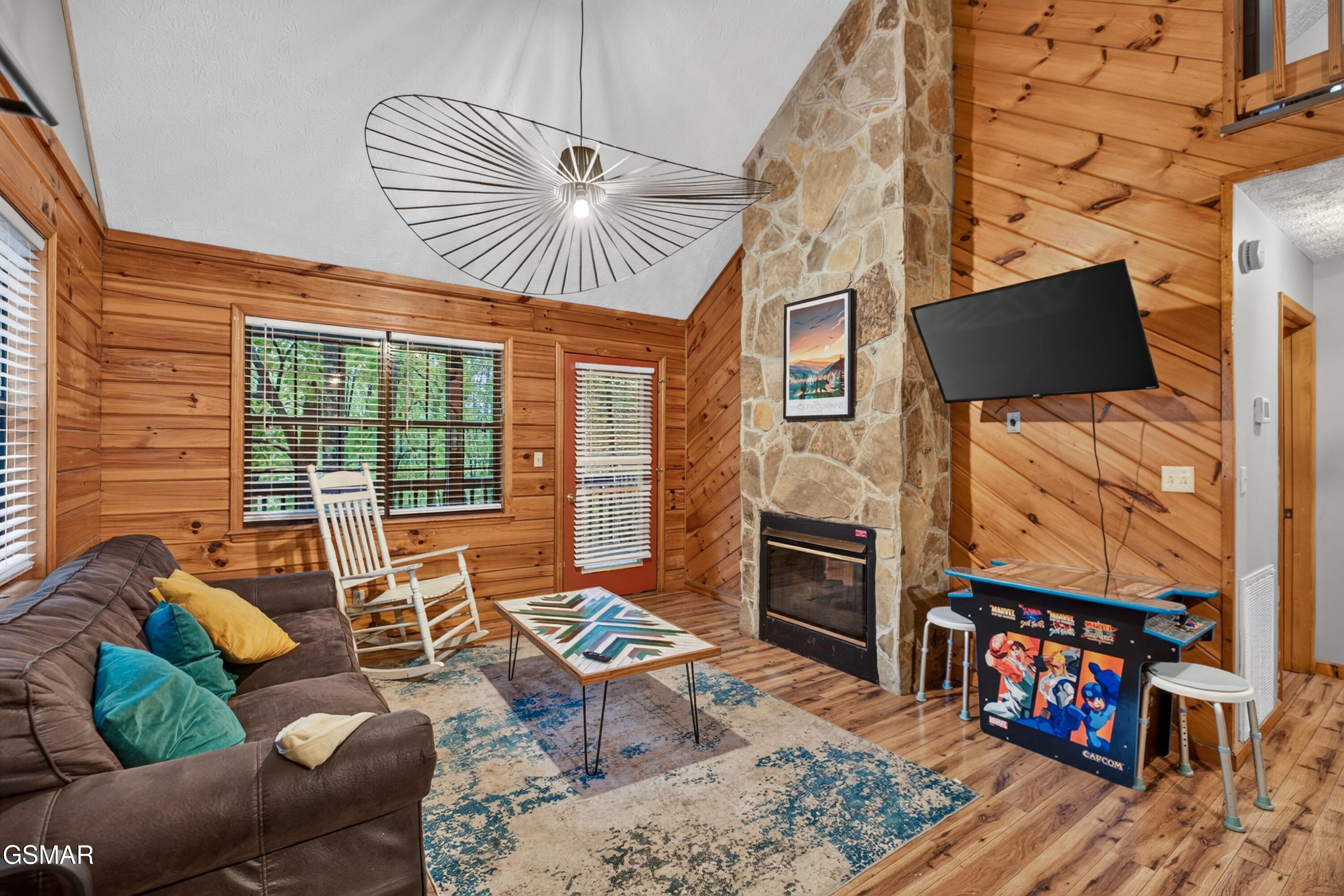 1503 Squirrel Nest Way Sevierville TN 37876