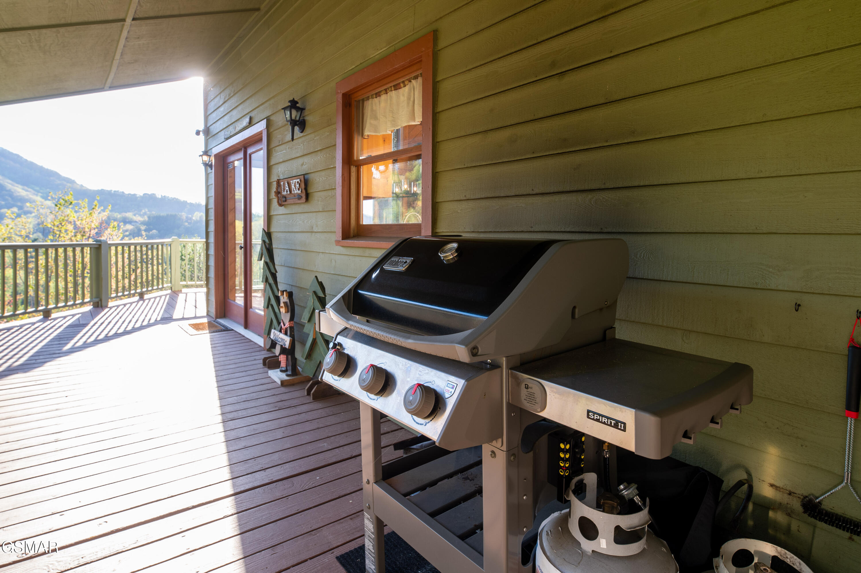 3670 Marian Lake Way Sevierville TN 37862