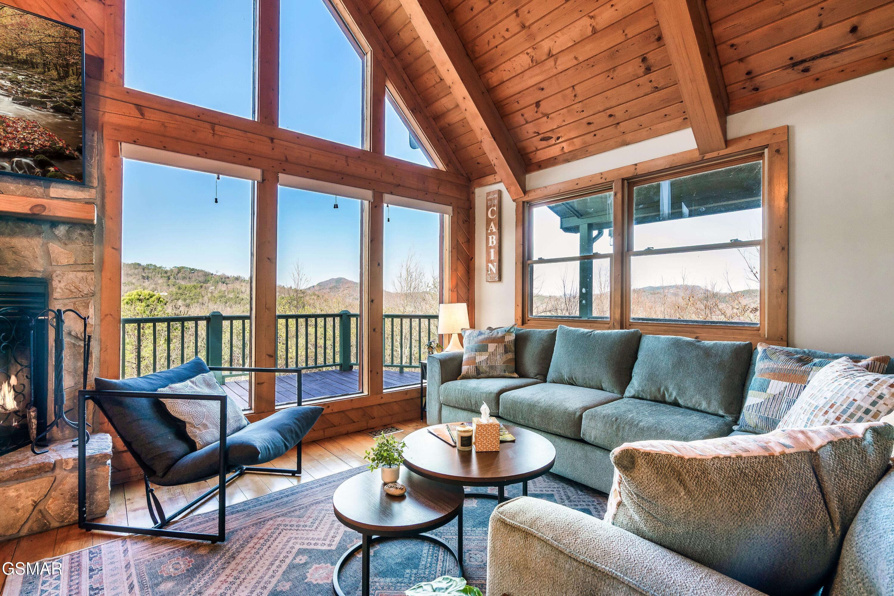 3670 Marian Lake Way Sevierville TN 37862