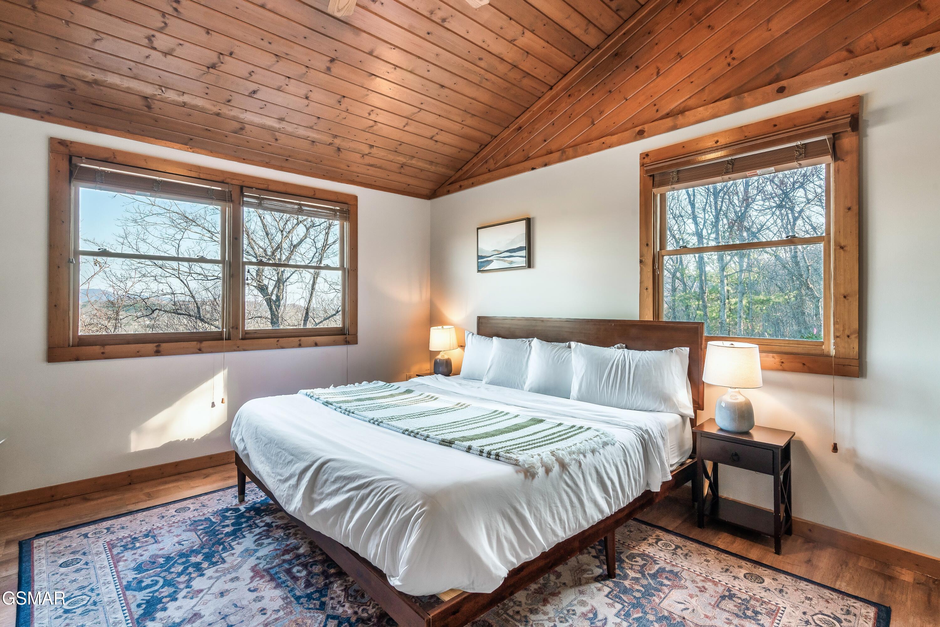 3670 Marian Lake Way Sevierville TN 37862