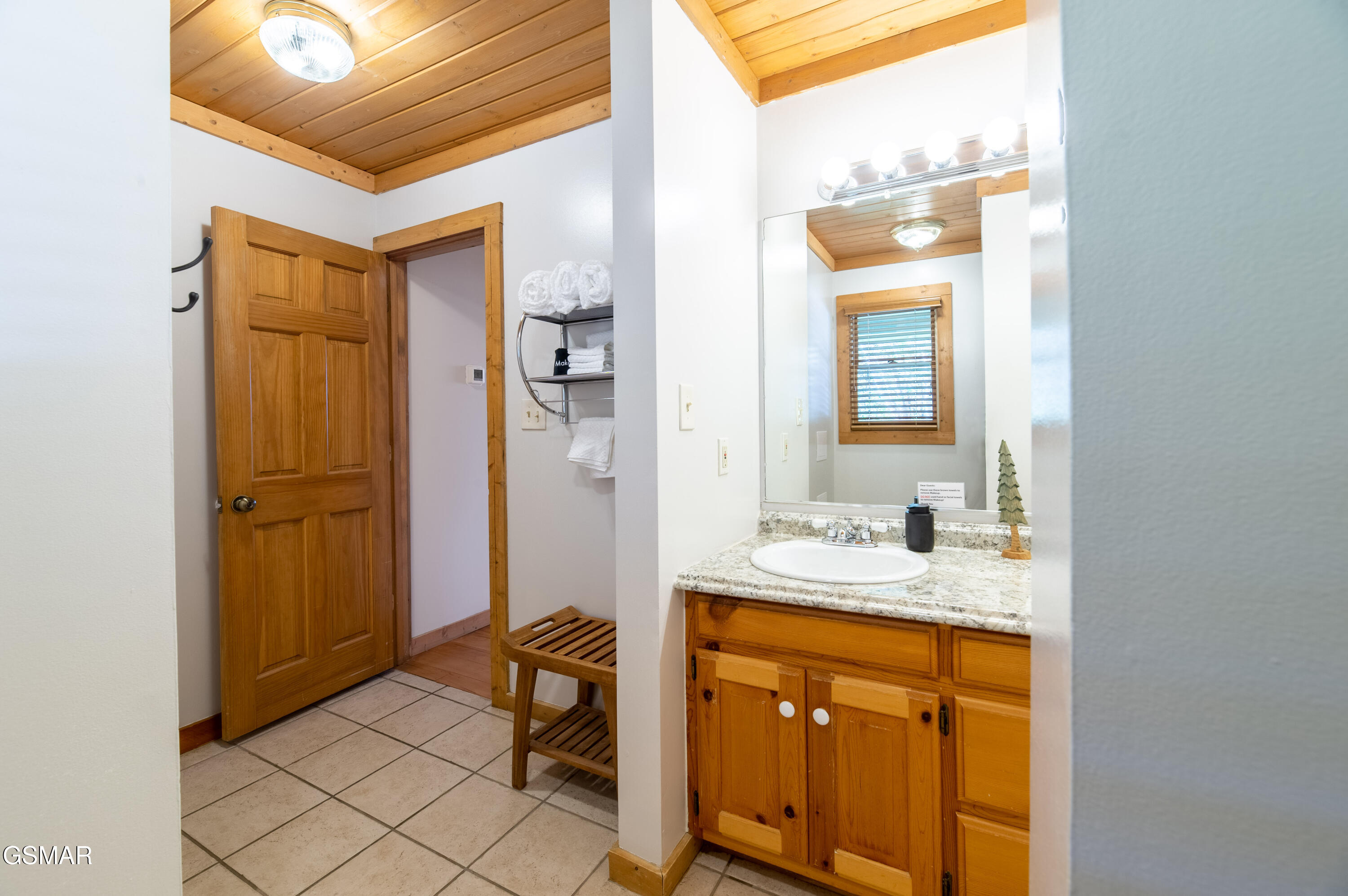 3670 Marian Lake Way Sevierville TN 37862