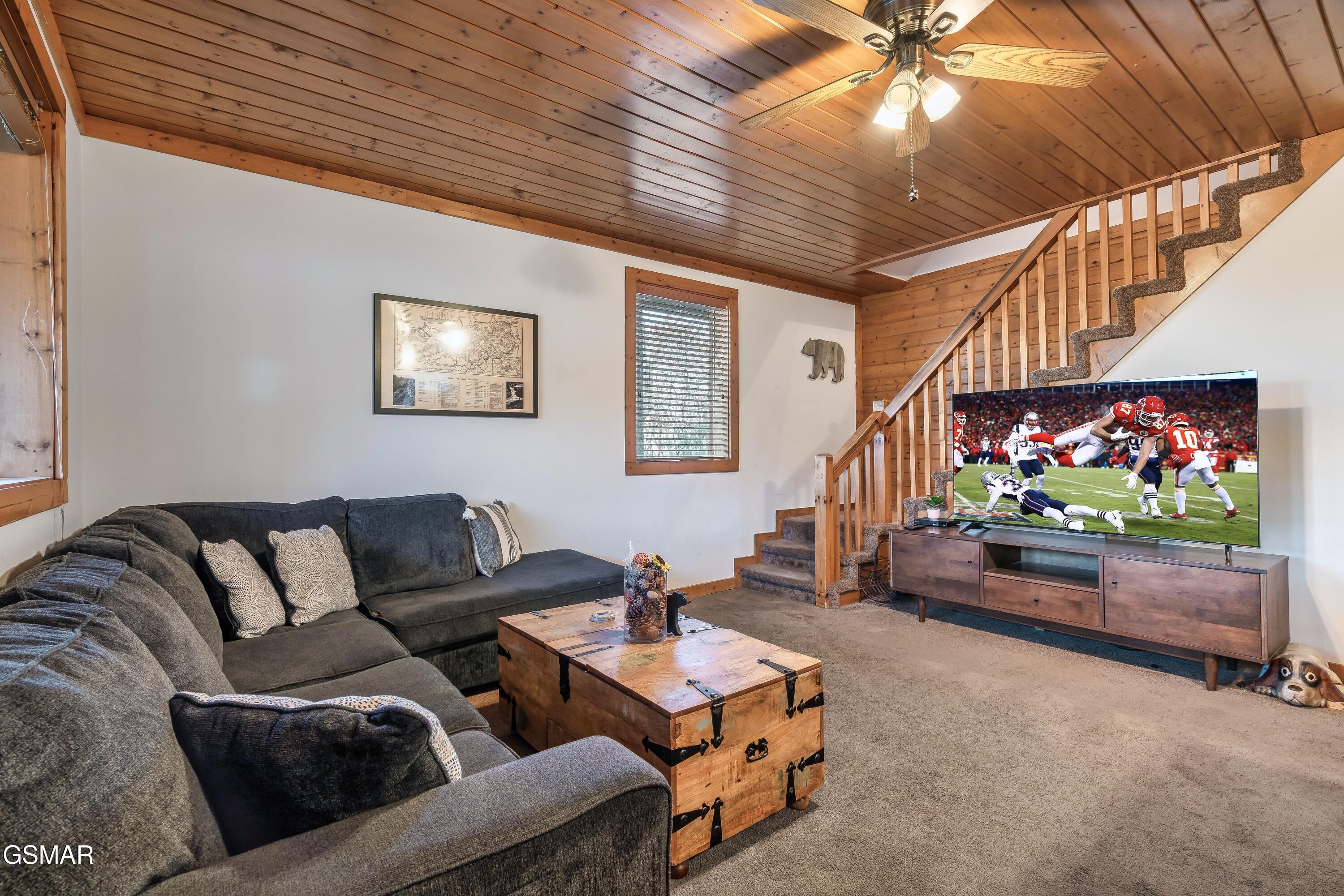 3670 Marian Lake Way Sevierville TN 37862
