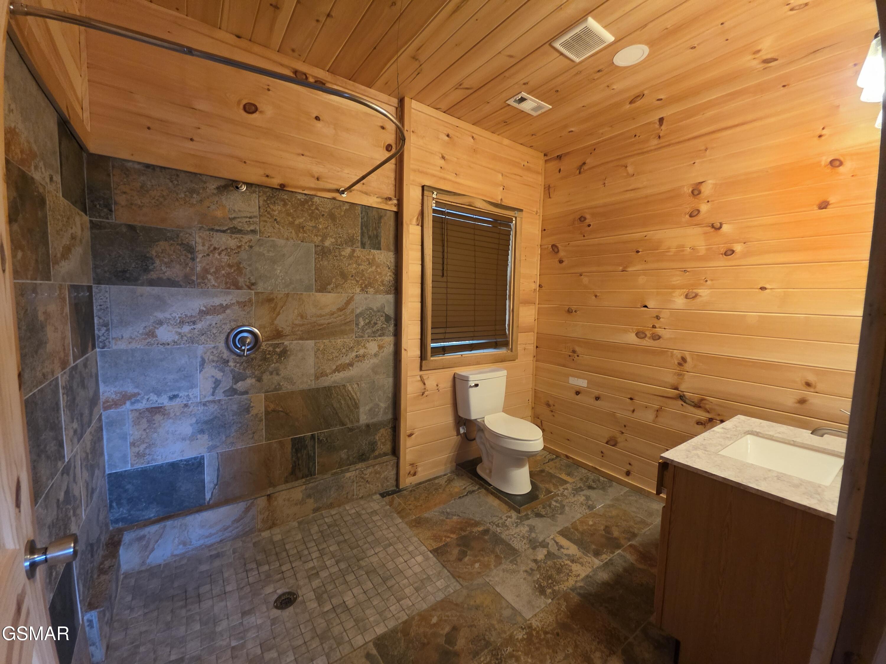 2560 Goose Gap Road Sevierville TN 37876