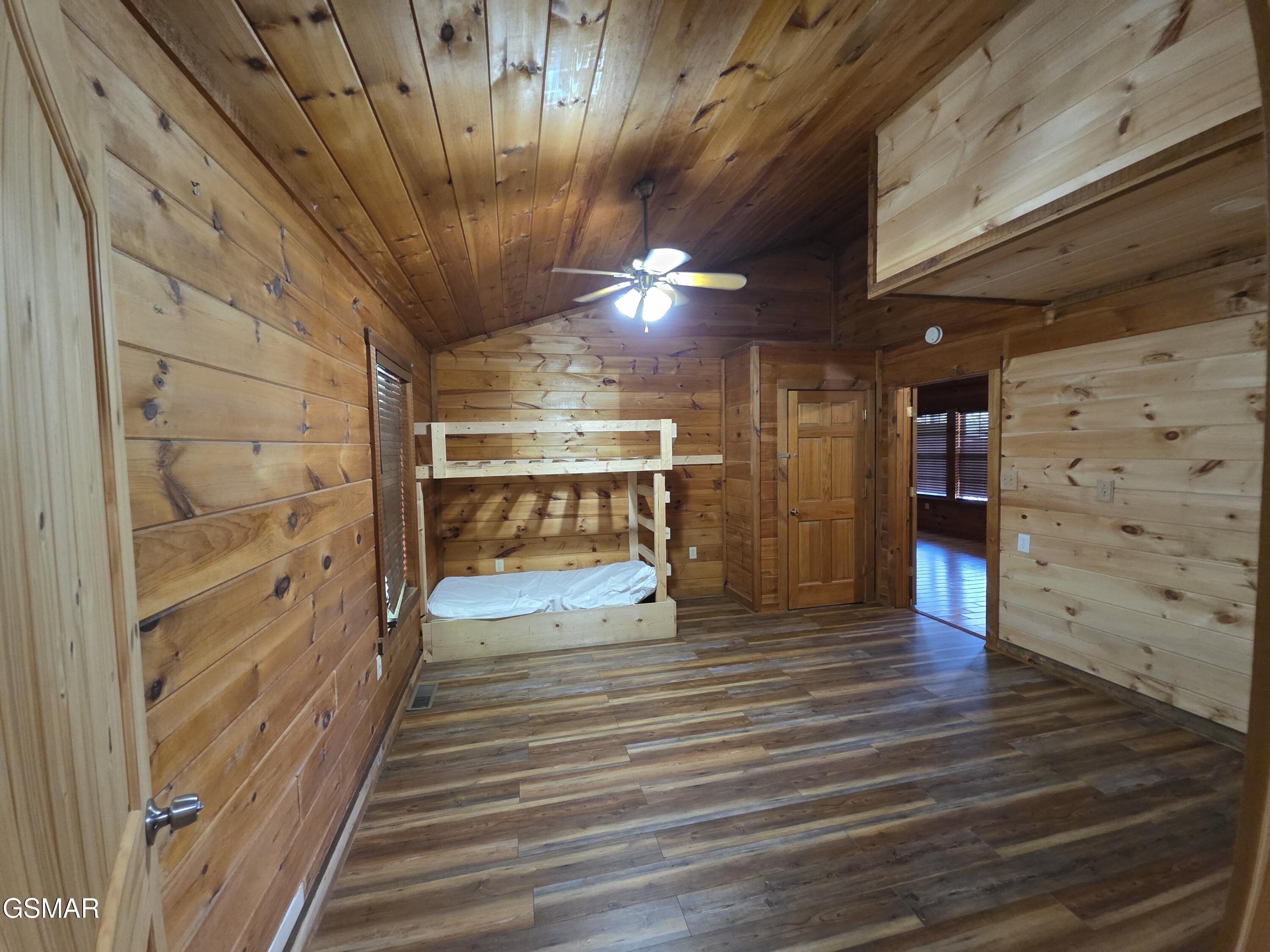 2560 Goose Gap Road Sevierville TN 37876