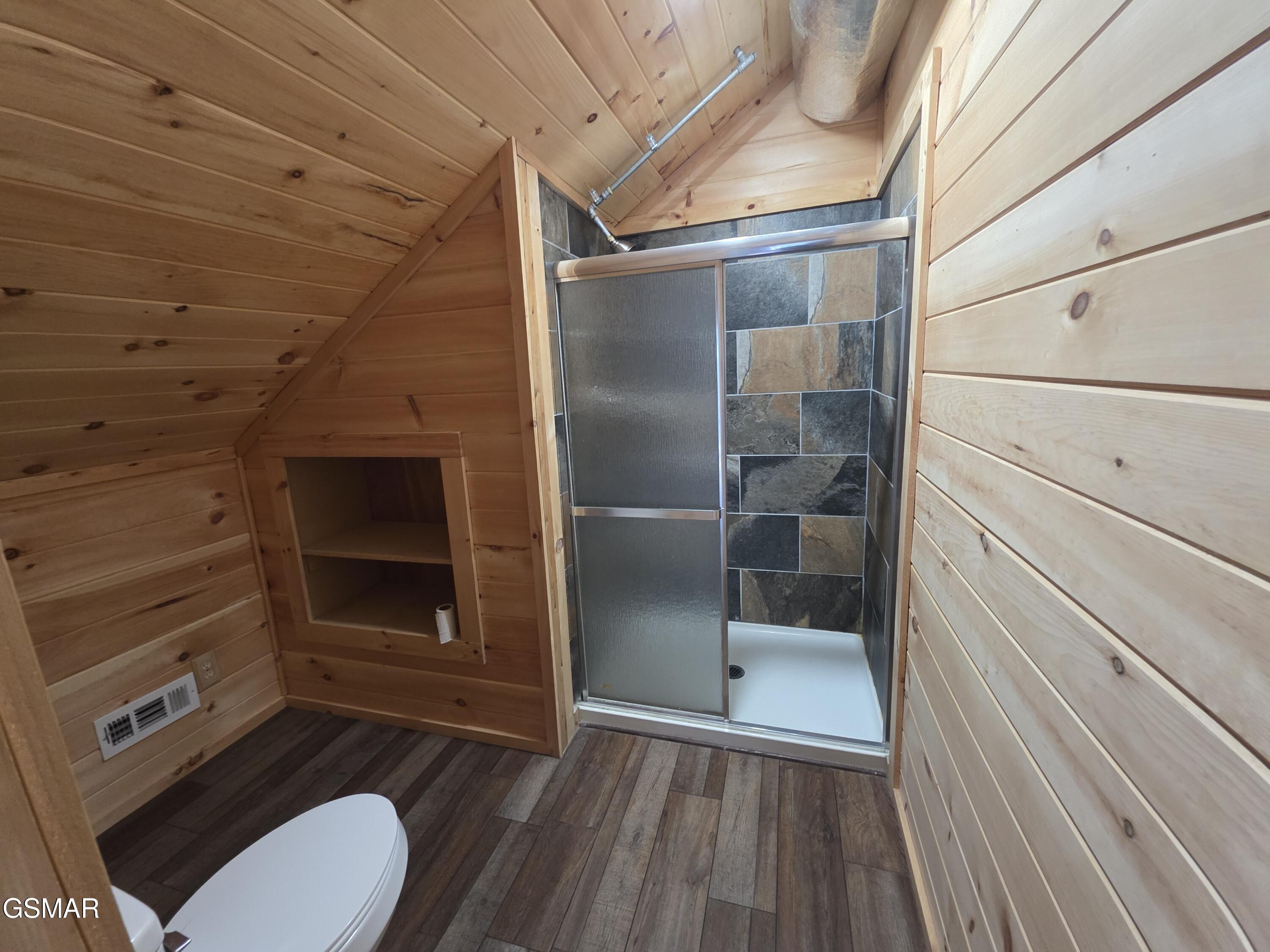 2560 Goose Gap Road Sevierville TN 37876