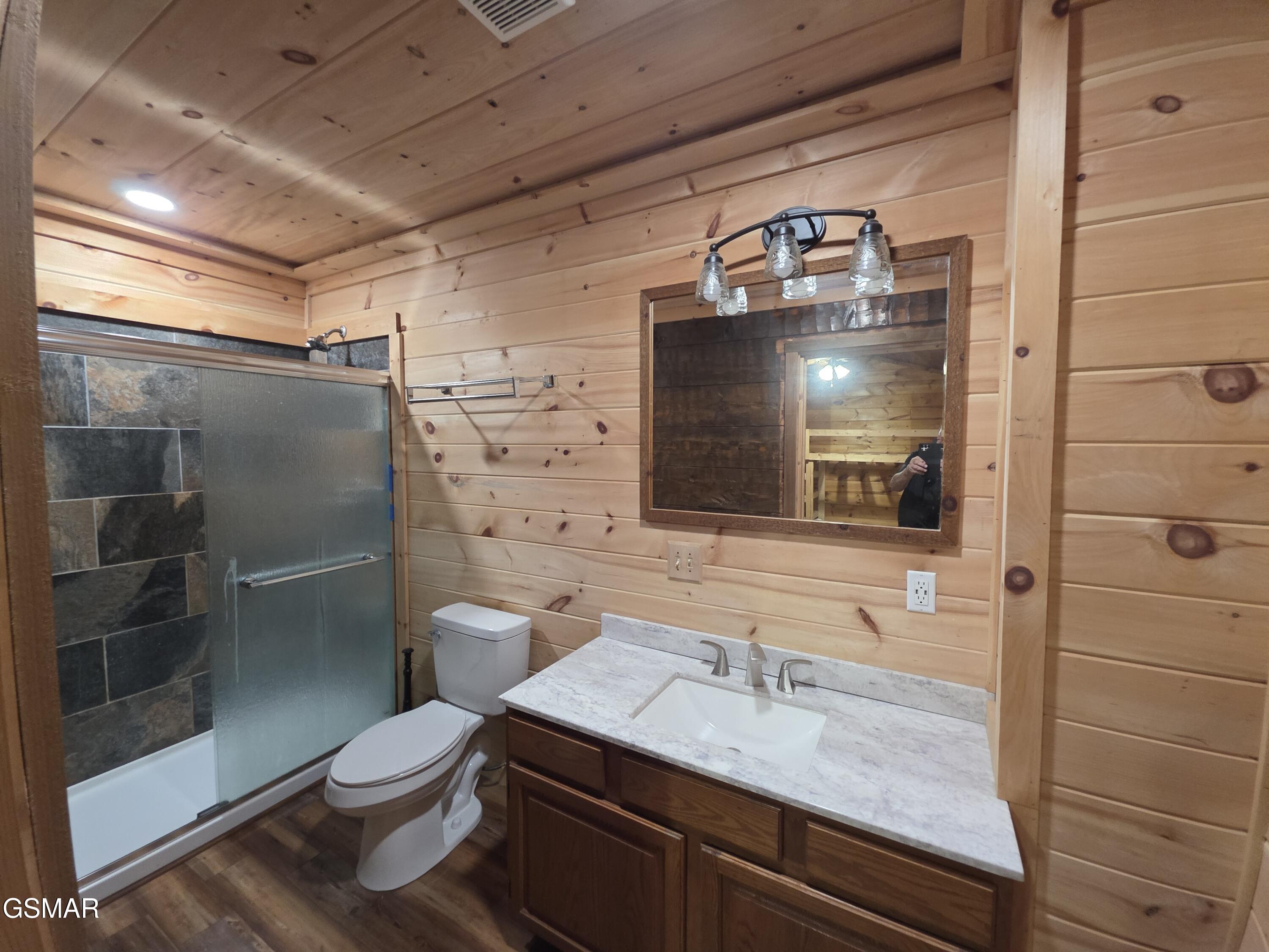 2560 Goose Gap Road Sevierville TN 37876