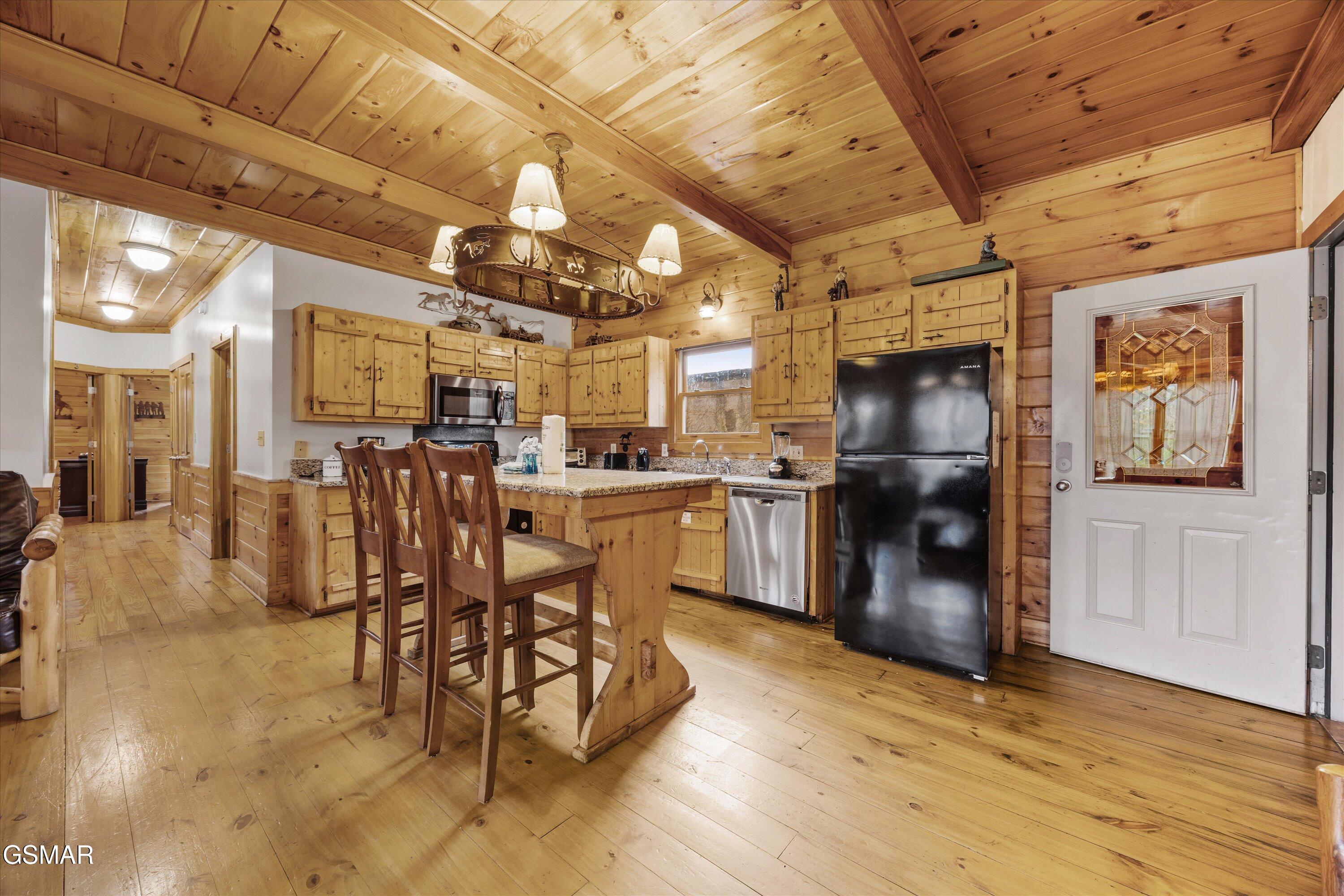 2818 Seth Road Pigeon Forge TN 37863